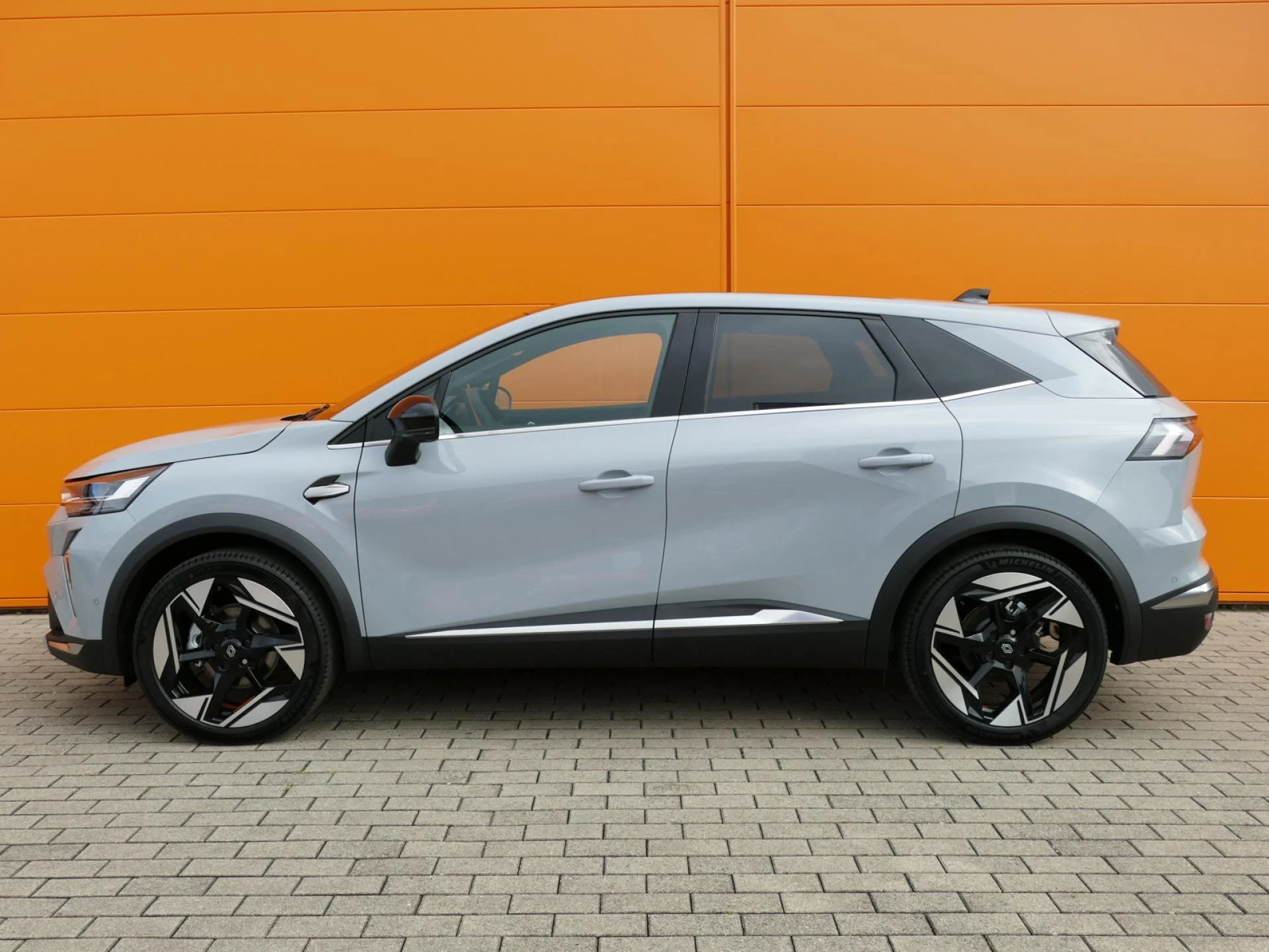RENAULT Symbioz - Miniature 3 sur 35 - Cliquer pour voir cette photo