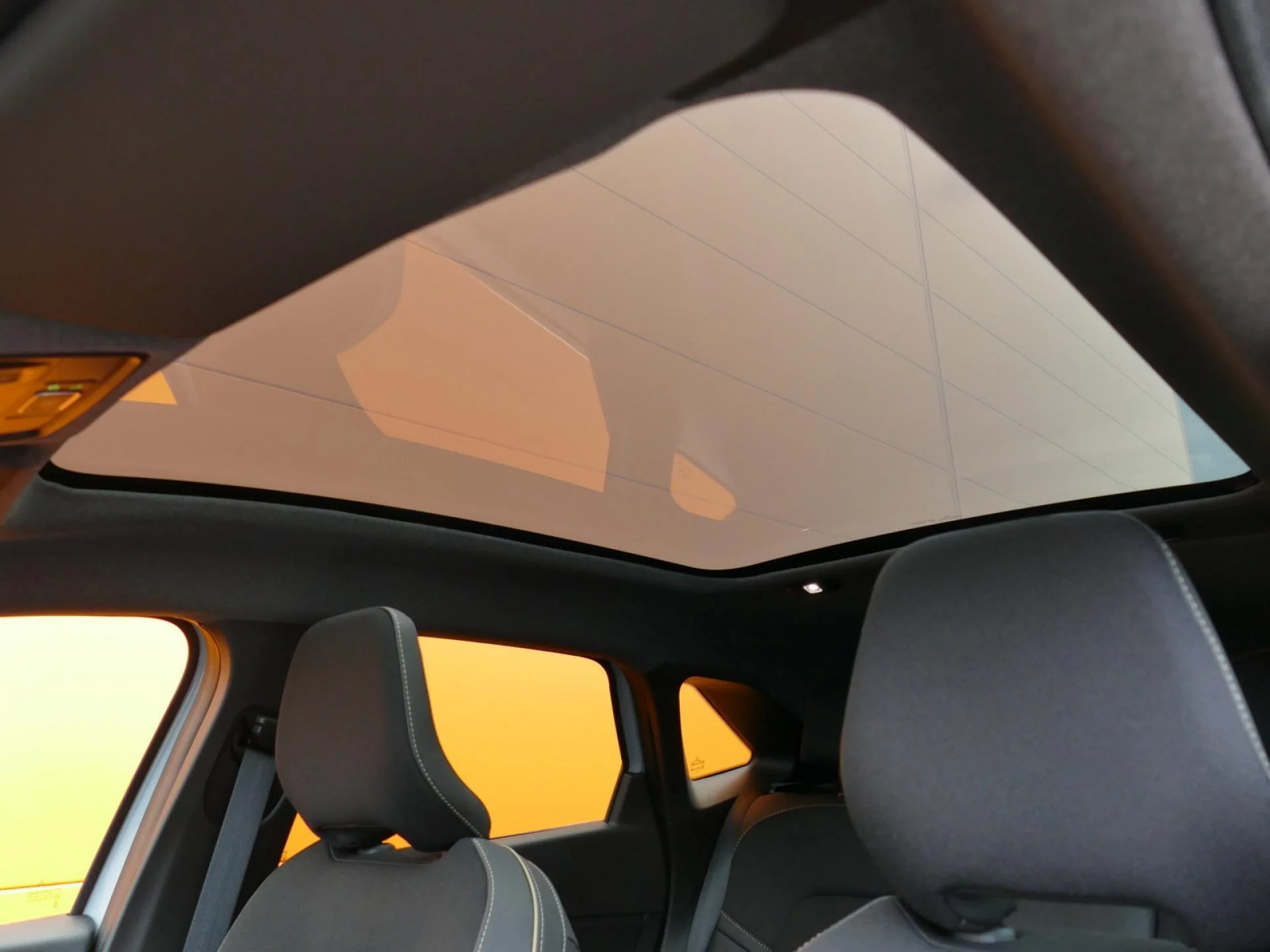 RENAULT Symbioz - Miniature 20 sur 35 - Cliquer pour voir cette photo