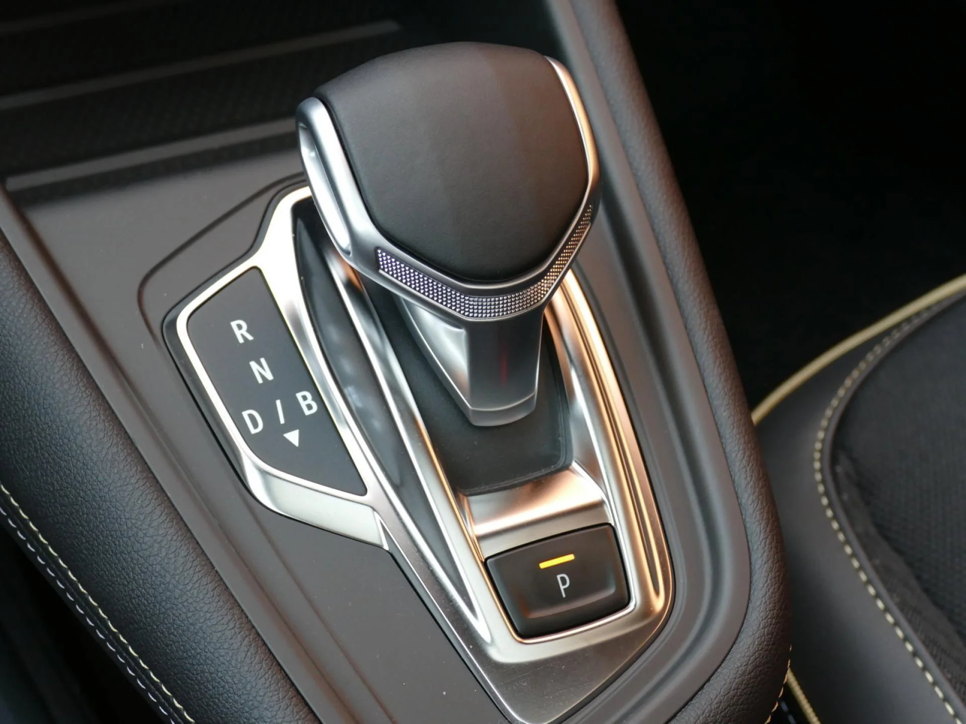 RENAULT Symbioz - Miniature 18 sur 35 - Cliquer pour voir cette photo