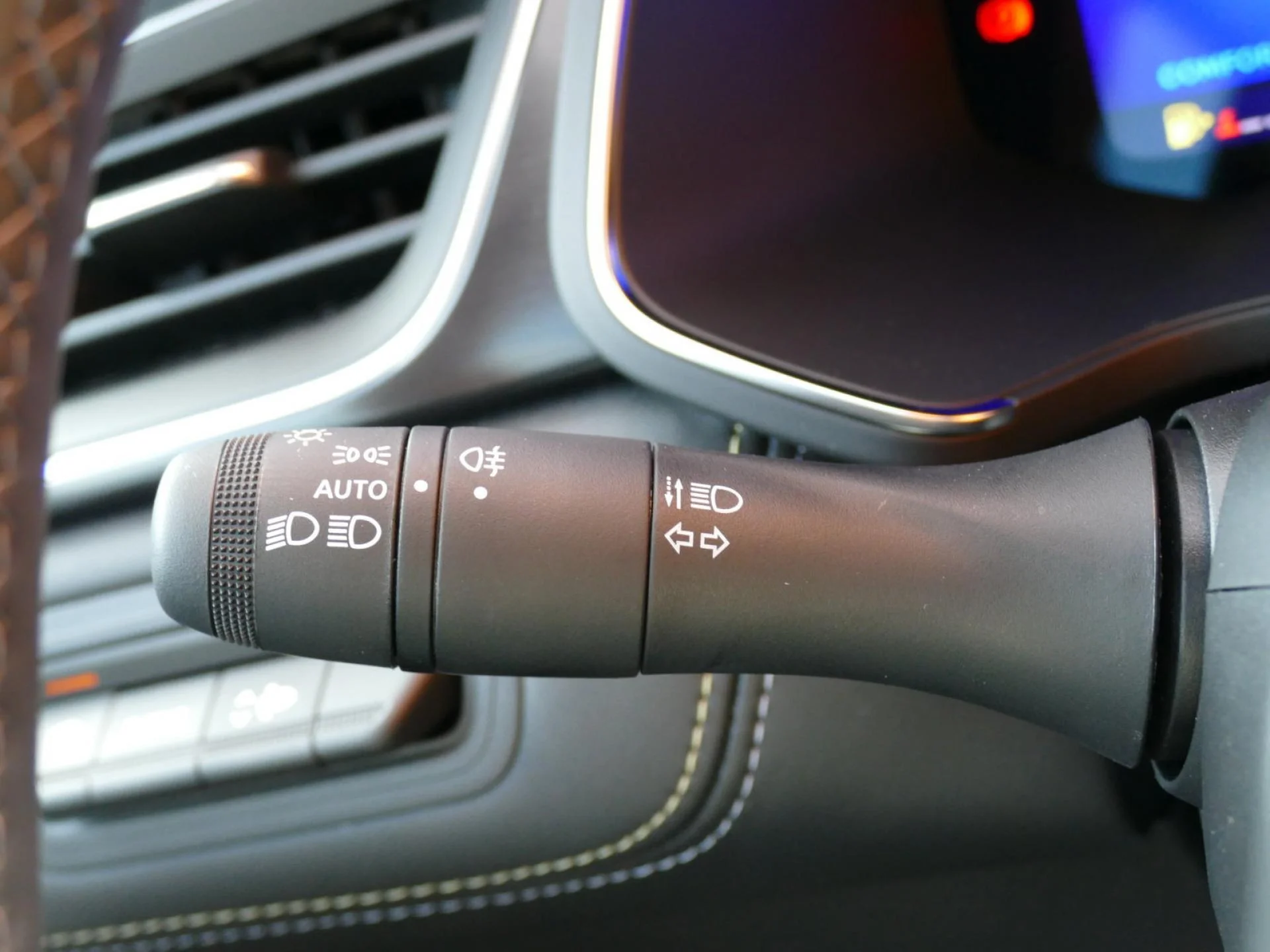 RENAULT Symbioz - Miniature 29 sur 36 - Cliquer pour voir cette photo