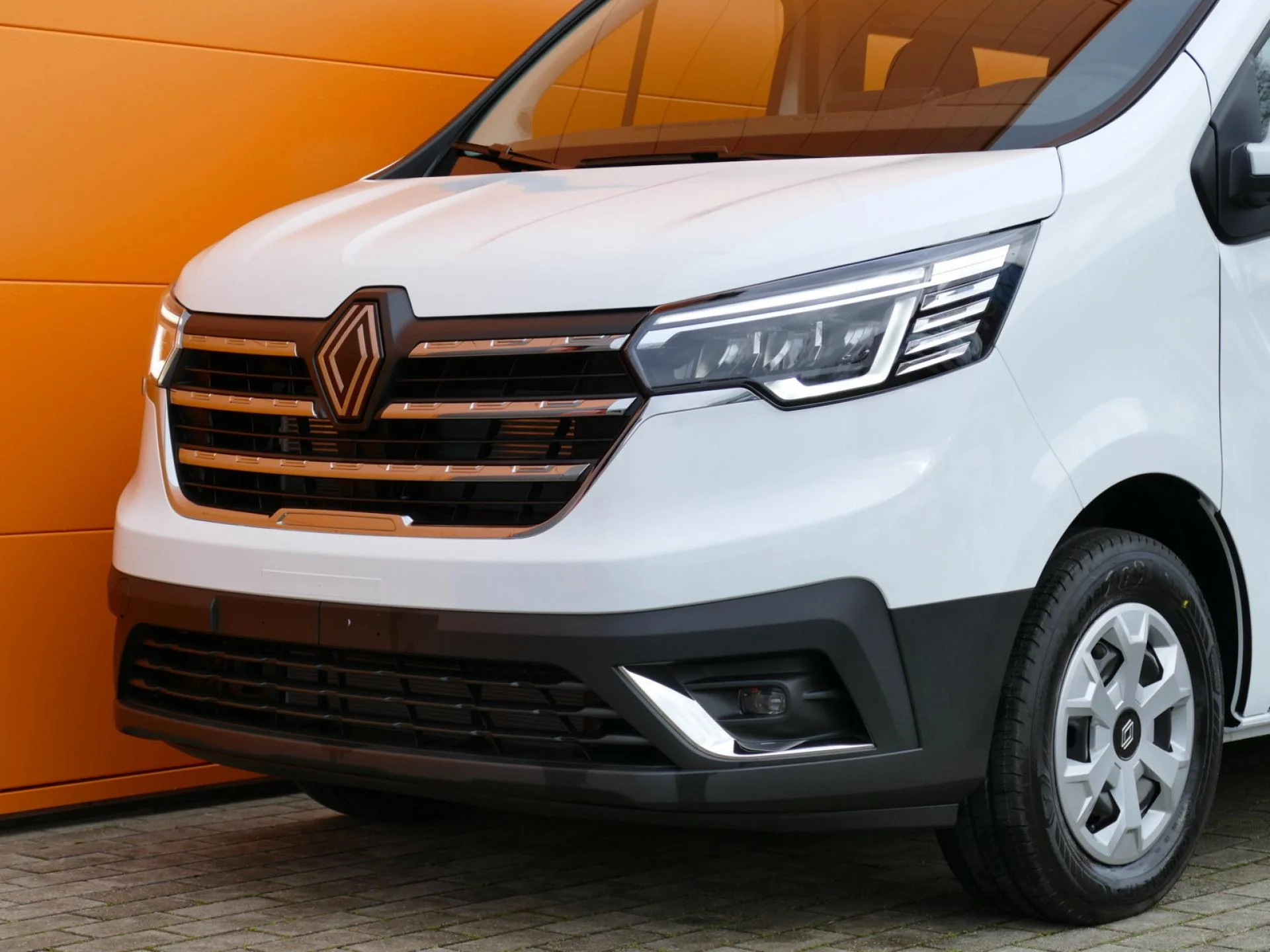 RENAULT TRAFIC - Miniature 26 sur 32 - Cliquer pour voir cette photo