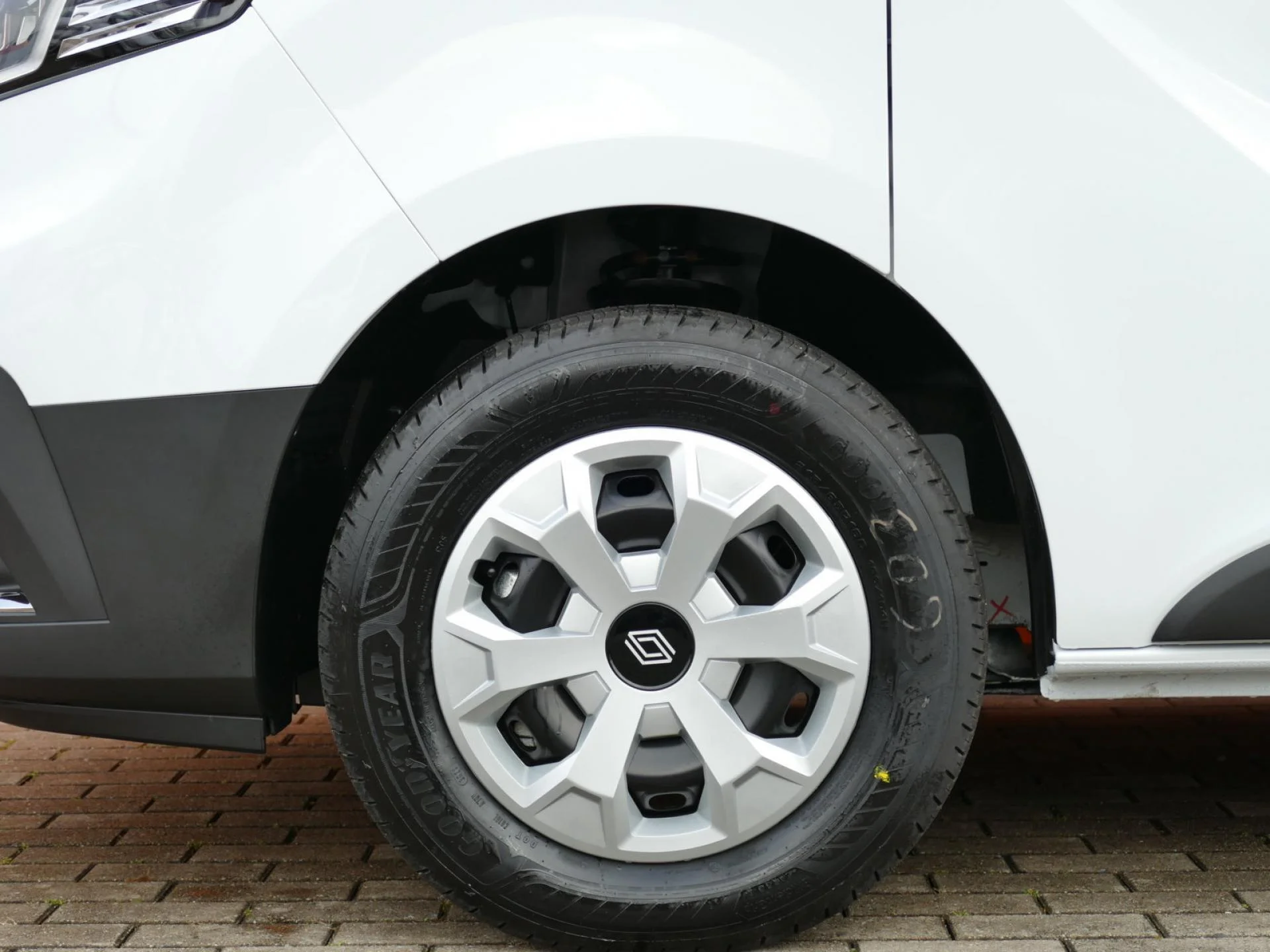 RENAULT TRAFIC - Miniature 31 sur 32 - Cliquer pour voir cette photo