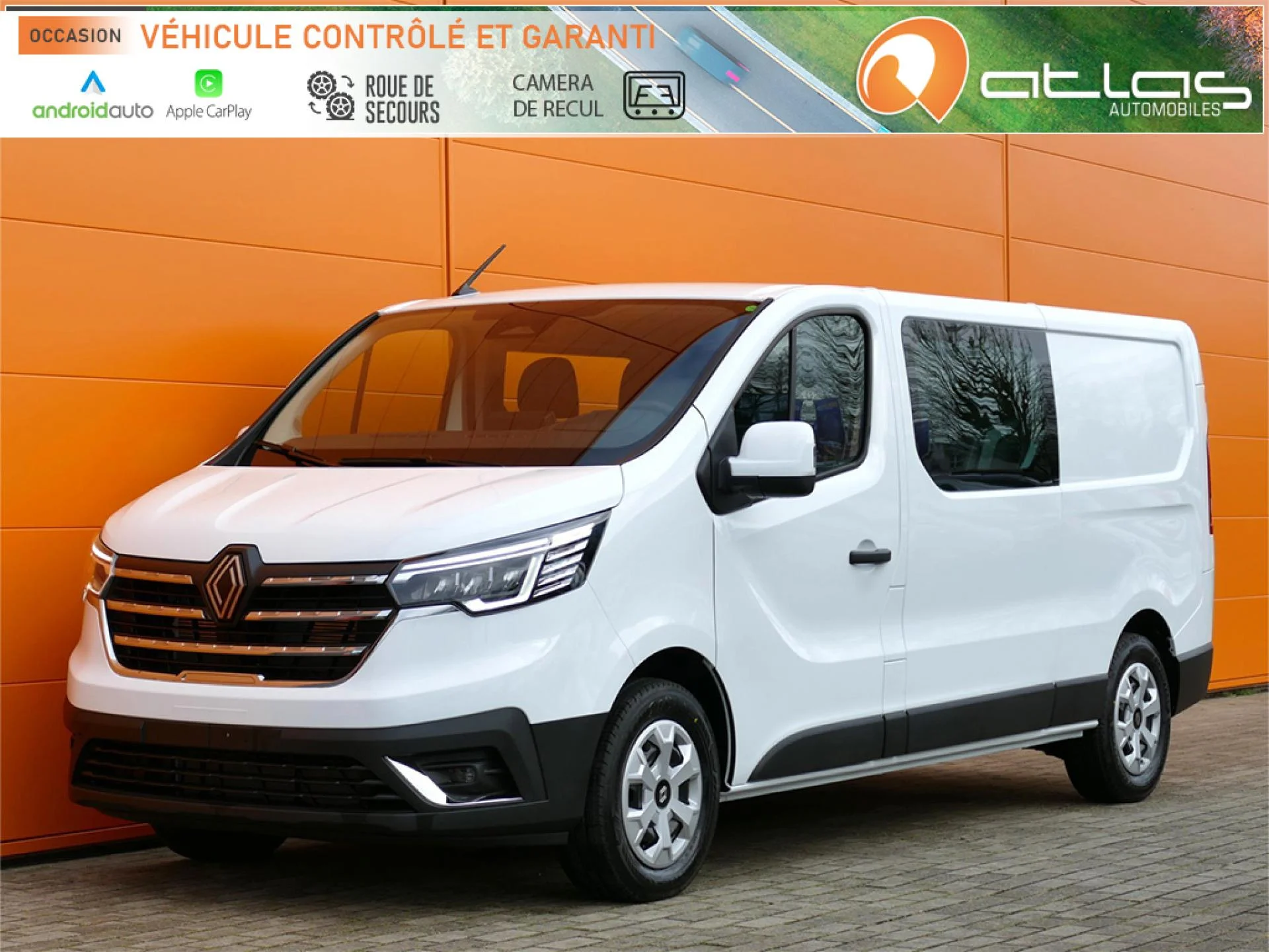 RENAULT TRAFIC - Miniature 2 sur 32 - Cliquer pour voir cette photo