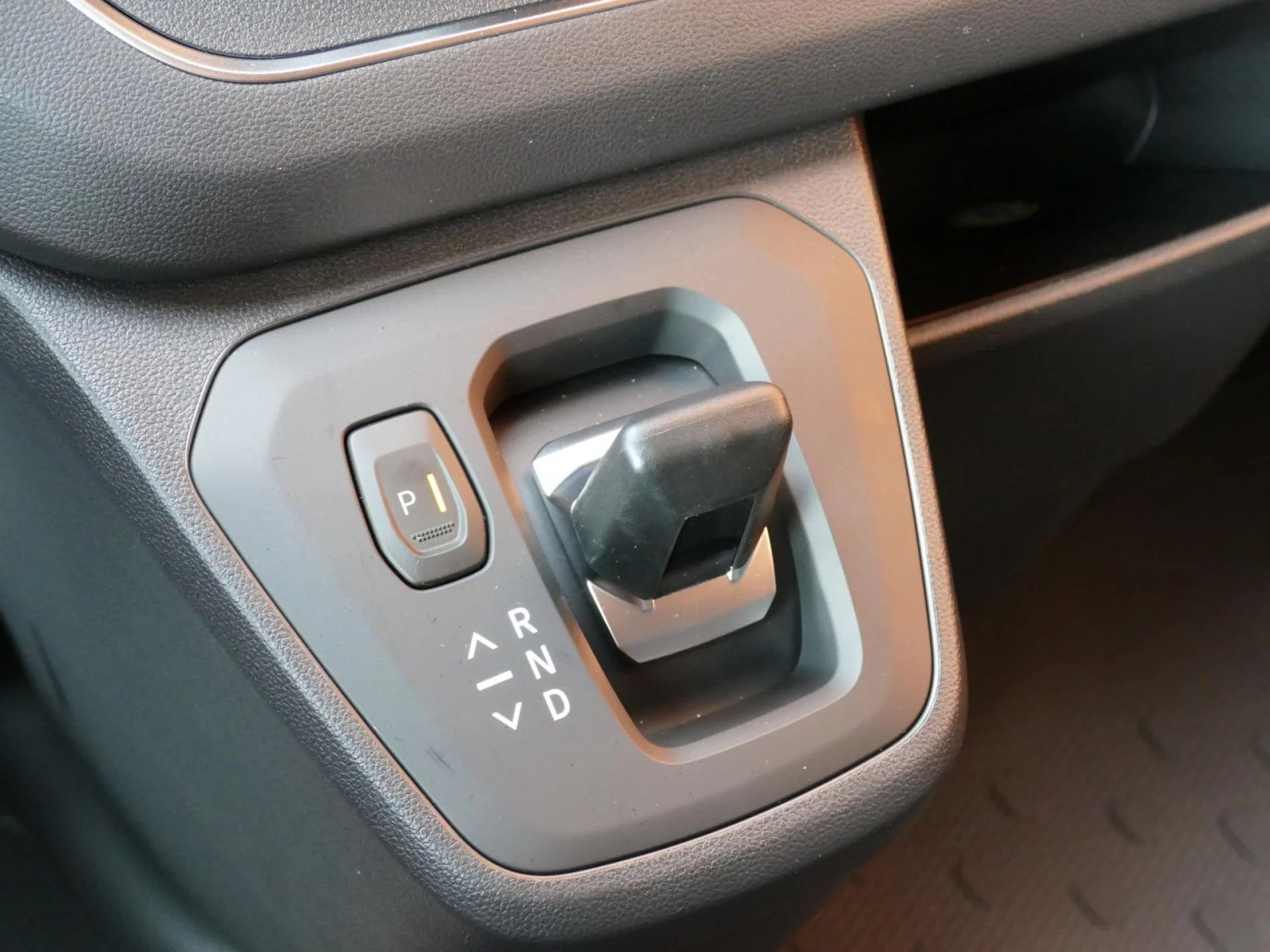 RENAULT TRAFIC - Miniature 19 sur 32 - Cliquer pour voir cette photo