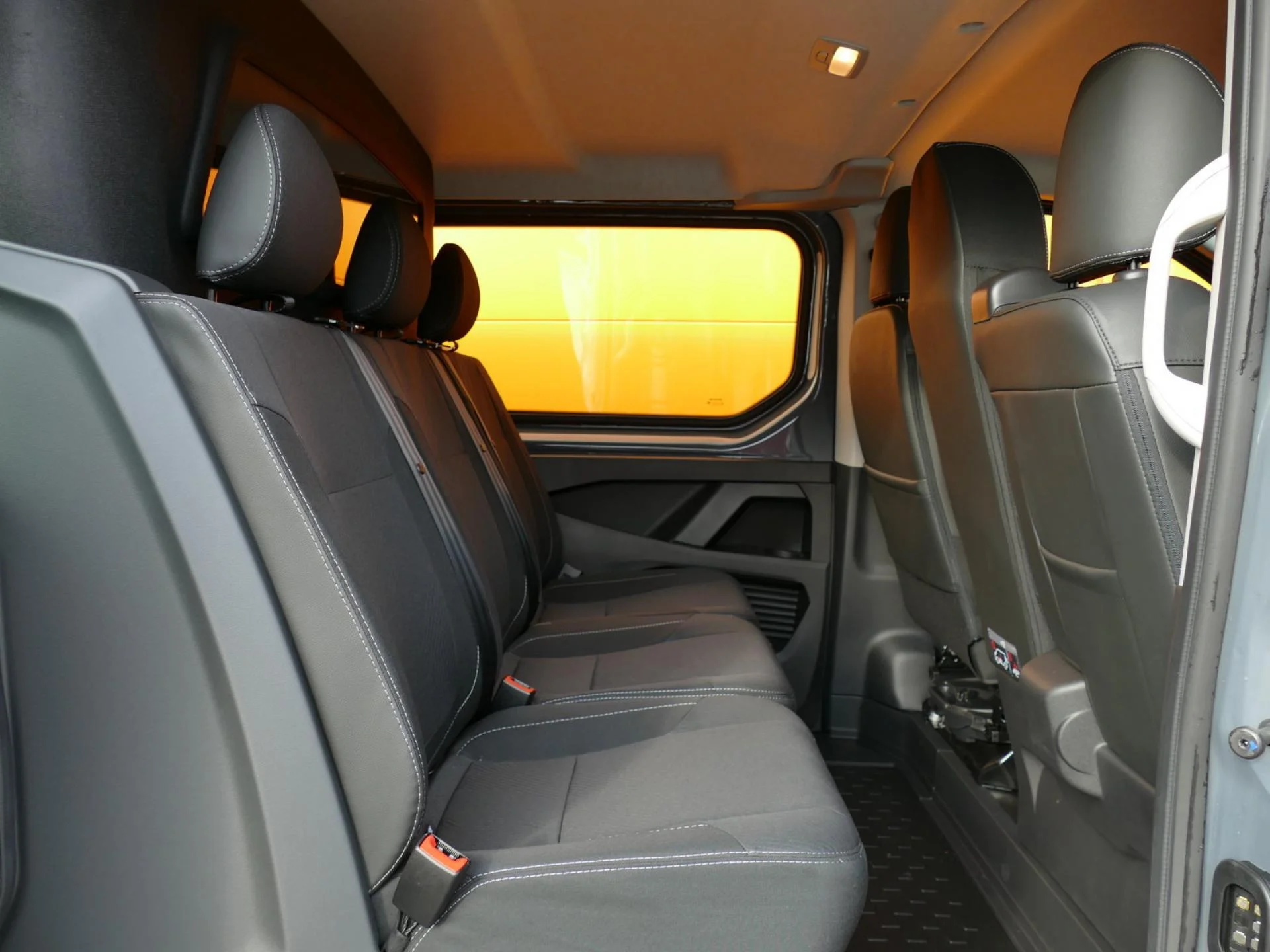 RENAULT TRAFIC - Miniature 7 sur 32 - Cliquer pour voir cette photo