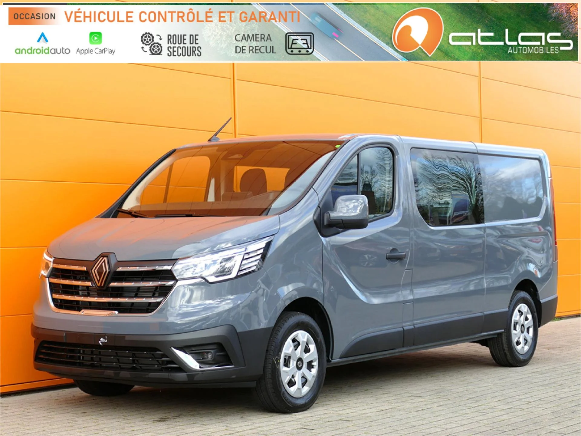 RENAULT TRAFIC - Miniature 2 sur 32 - Cliquer pour voir cette photo