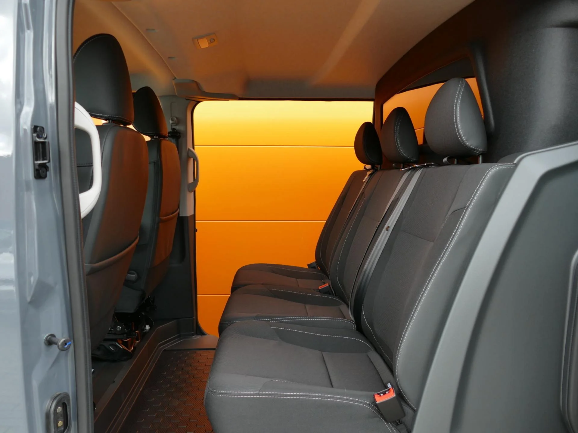 RENAULT TRAFIC - Miniature 7 sur 34 - Cliquer pour voir cette photo