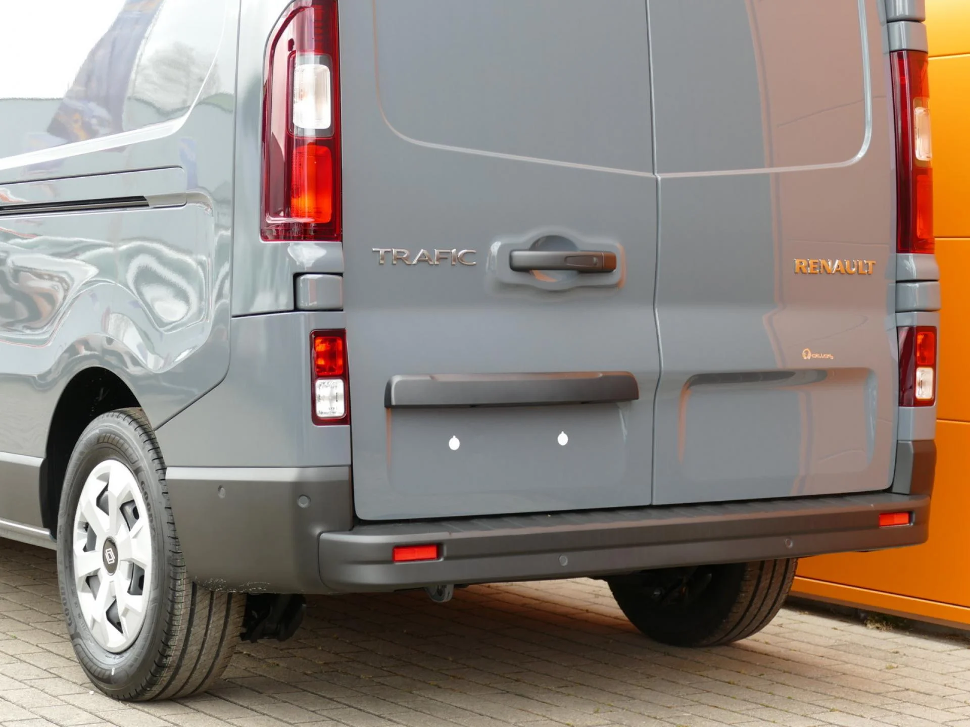 RENAULT TRAFIC - Miniature 32 sur 34 - Cliquer pour voir cette photo