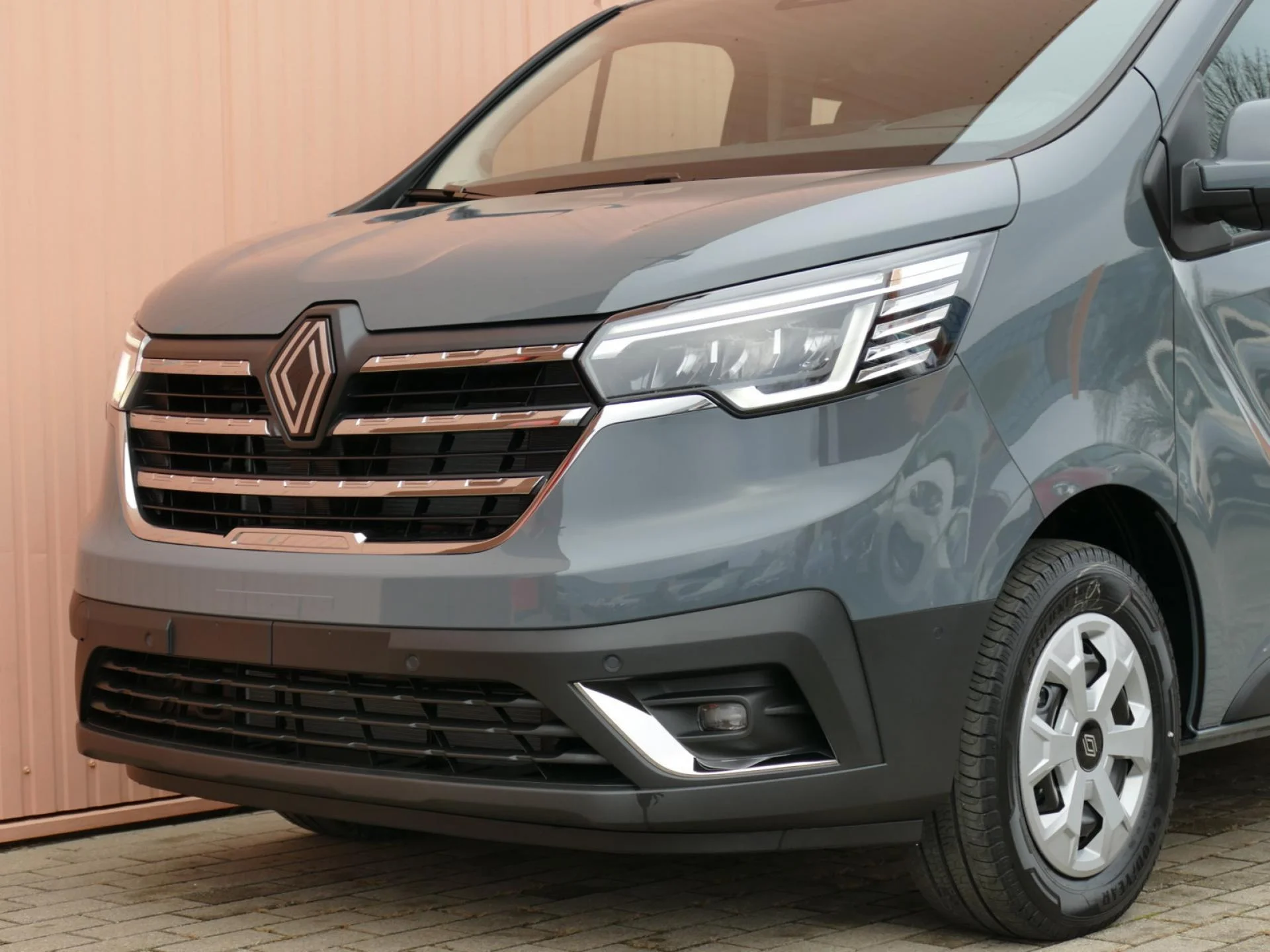 RENAULT TRAFIC - Miniature 23 sur 28 - Cliquer pour voir cette photo