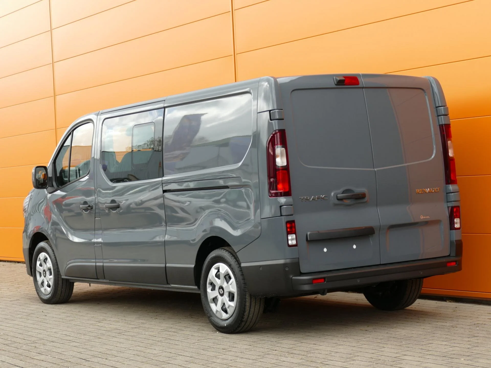 RENAULT TRAFIC - Miniature 4 sur 34 - Cliquer pour voir cette photo
