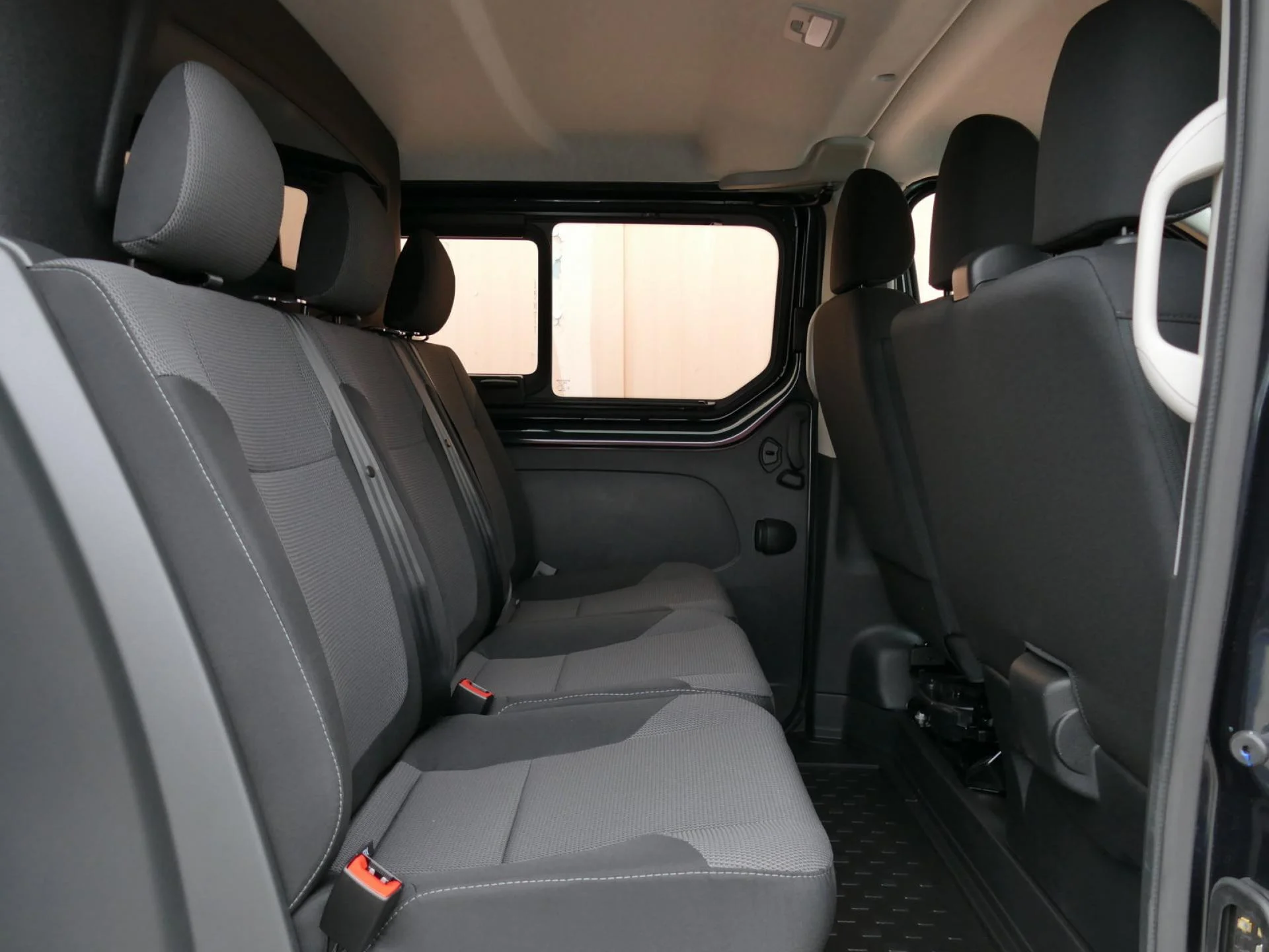 RENAULT TRAFIC - Miniature 6 sur 31 - Cliquer pour voir cette photo