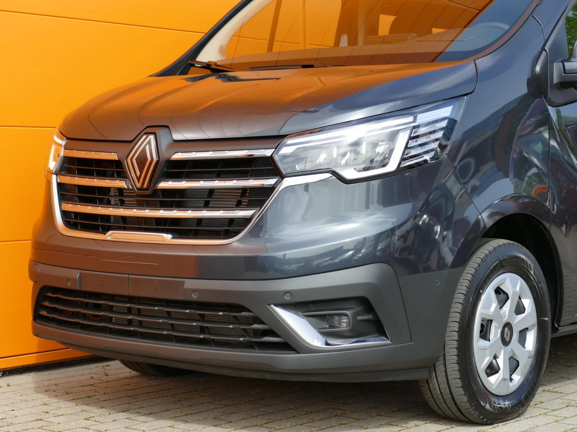 RENAULT TRAFIC - Miniature 29 sur 33 - Cliquer pour voir cette photo