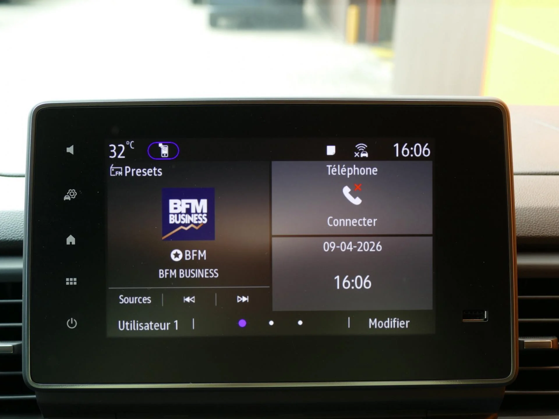 RENAULT TRAFIC - Miniature 13 sur 33 - Cliquer pour voir cette photo