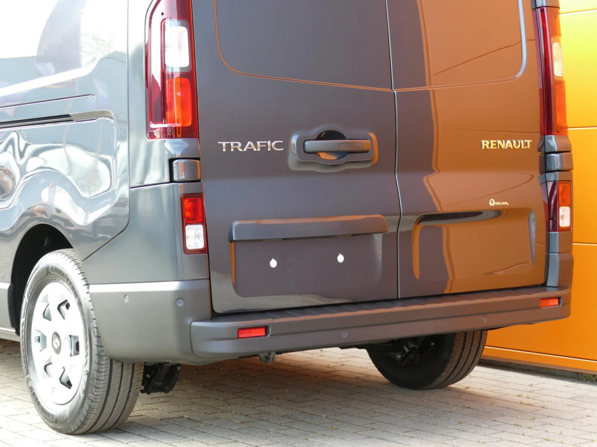 RENAULT TRAFIC - Miniature 31 sur 33 - Cliquer pour voir cette photo