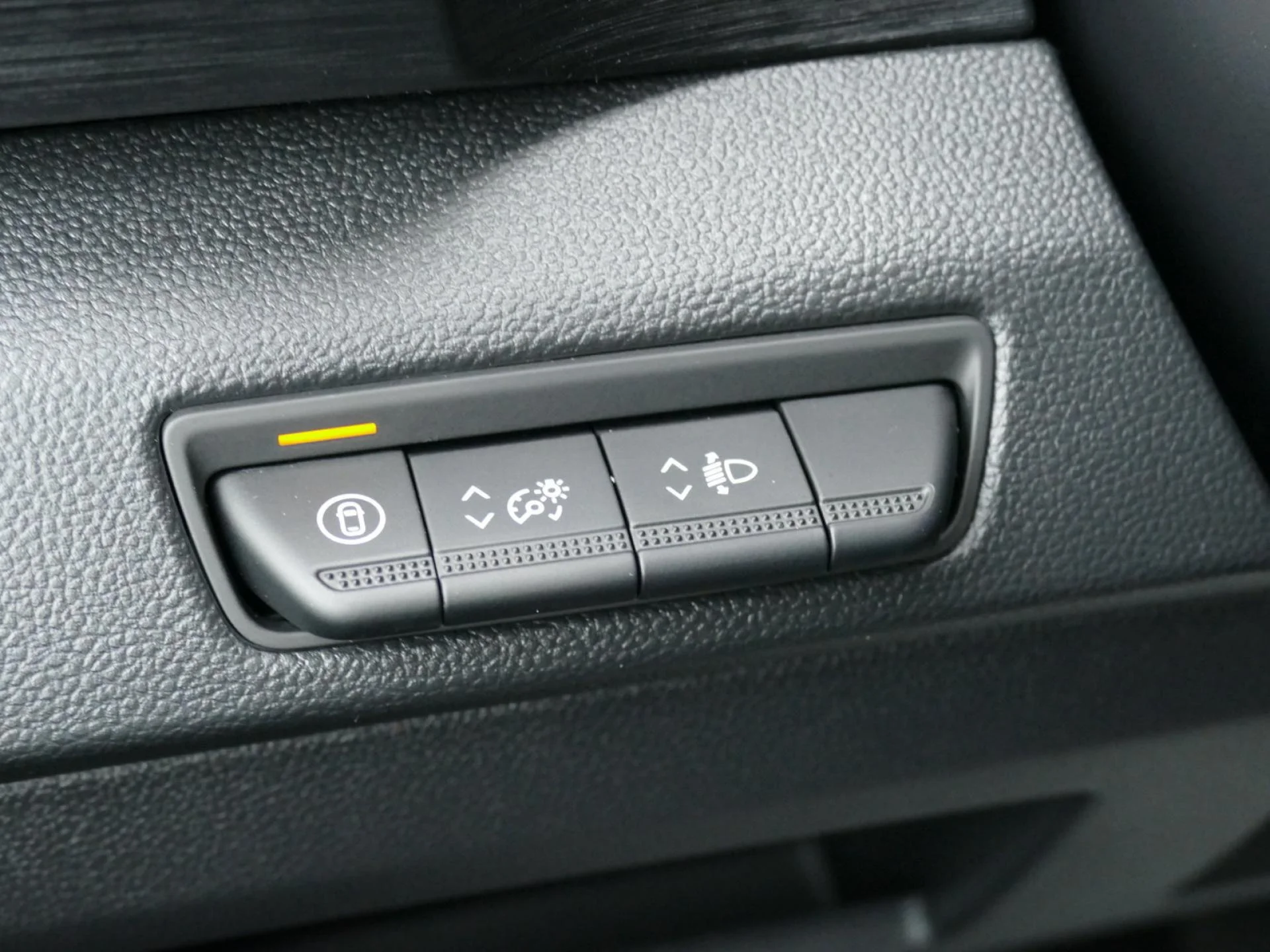 RENAULT TRAFIC - Miniature 15 sur 31 - Cliquer pour voir cette photo