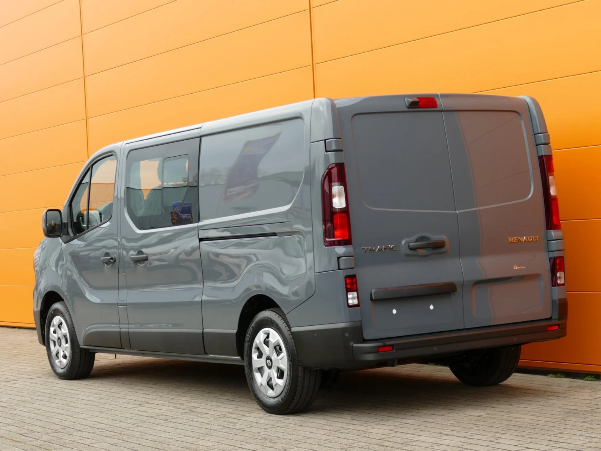 RENAULT TRAFIC - Miniature 5 sur 37 - Cliquer pour voir cette photo