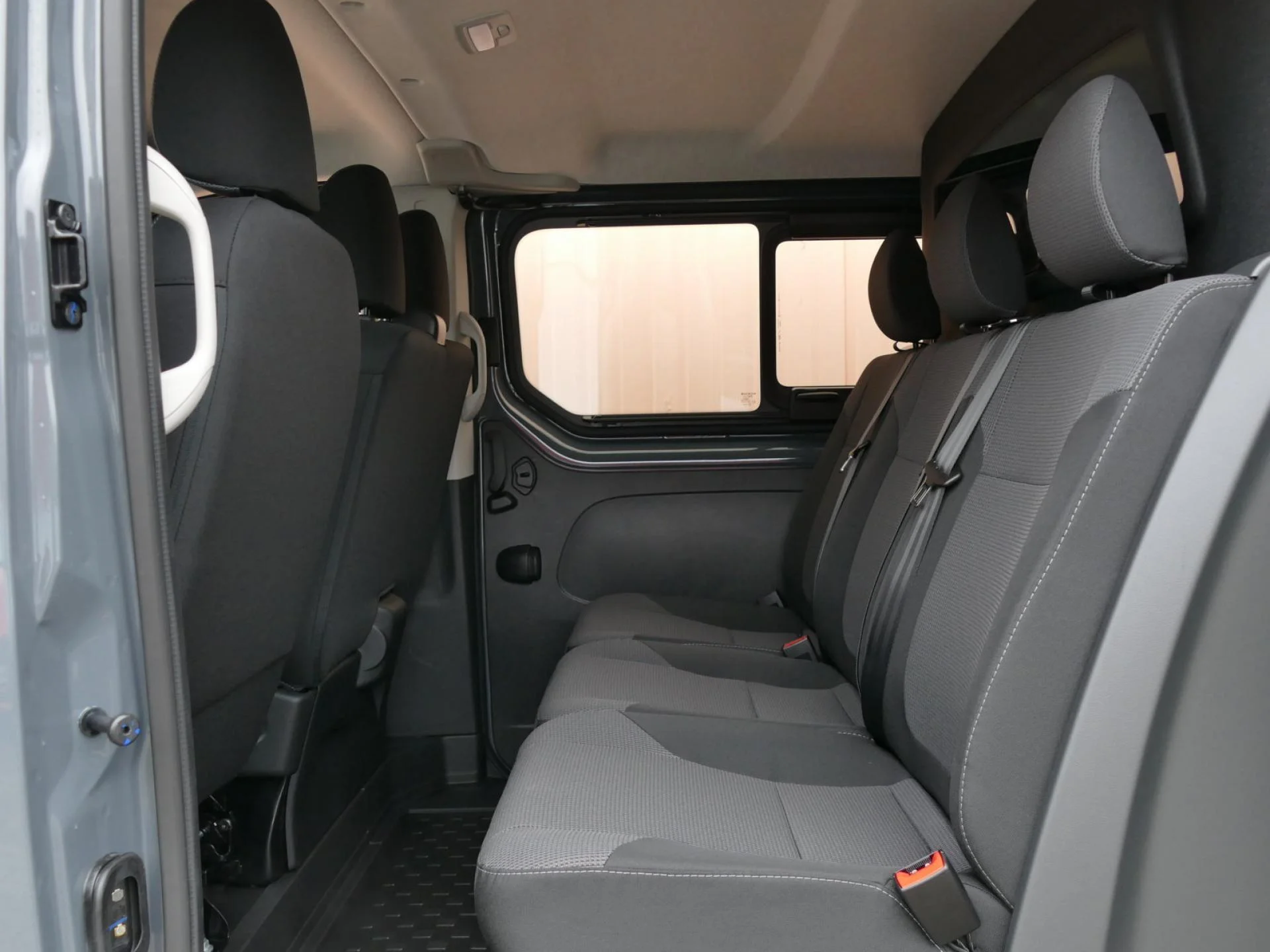 RENAULT TRAFIC - Miniature 4 sur 31 - Cliquer pour voir cette photo