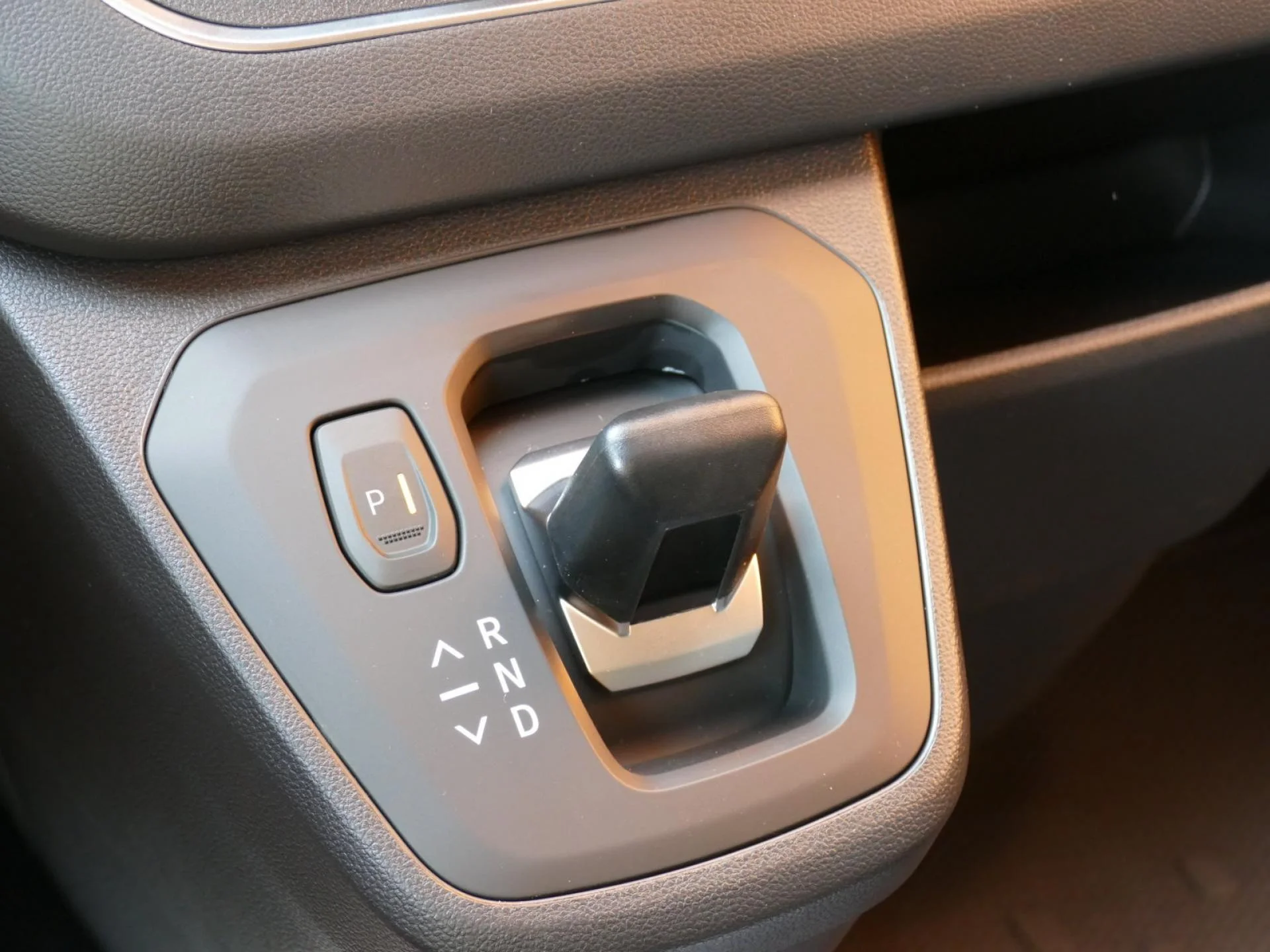 RENAULT TRAFIC - Miniature 18 sur 34 - Cliquer pour voir cette photo