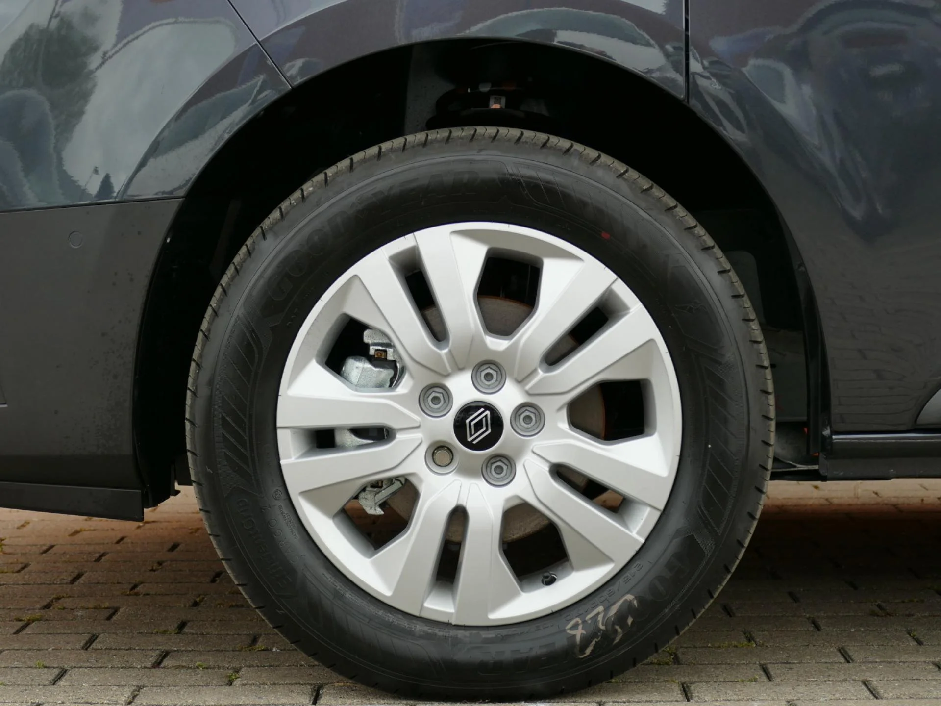RENAULT TRAFIC - Miniature 33 sur 34 - Cliquer pour voir cette photo