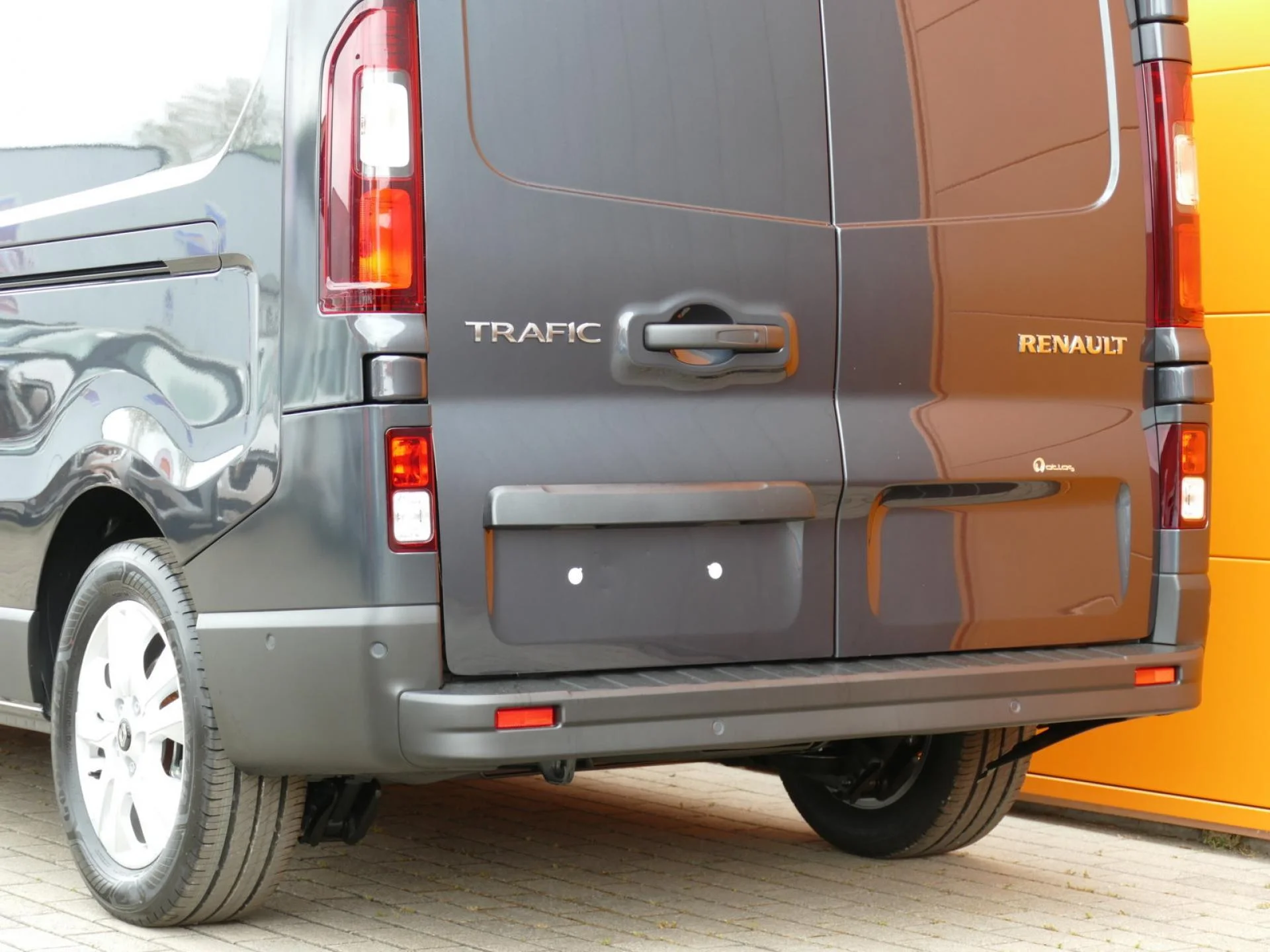 RENAULT TRAFIC - Miniature 32 sur 34 - Cliquer pour voir cette photo