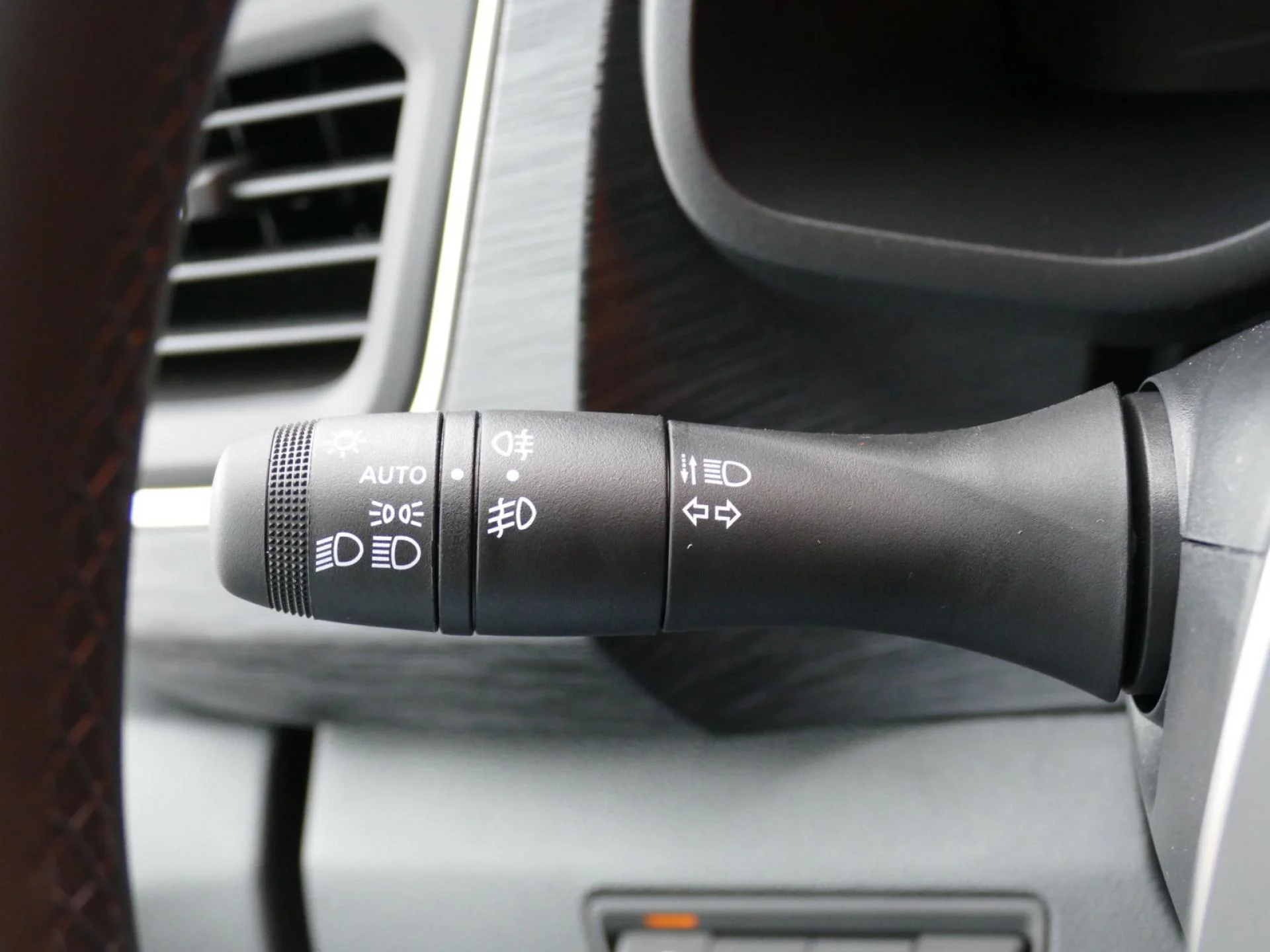 RENAULT TRAFIC - Miniature 25 sur 34 - Cliquer pour voir cette photo