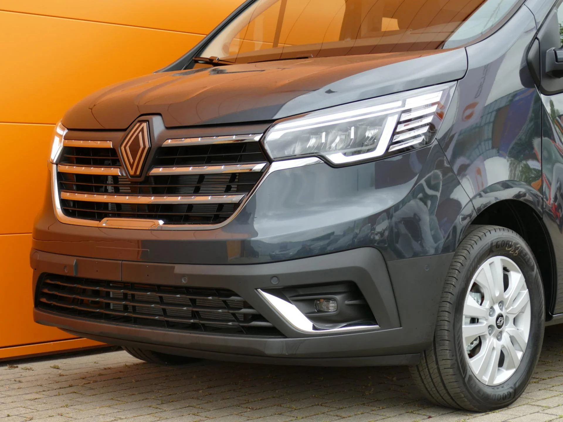 RENAULT TRAFIC - Miniature 30 sur 34 - Cliquer pour voir cette photo