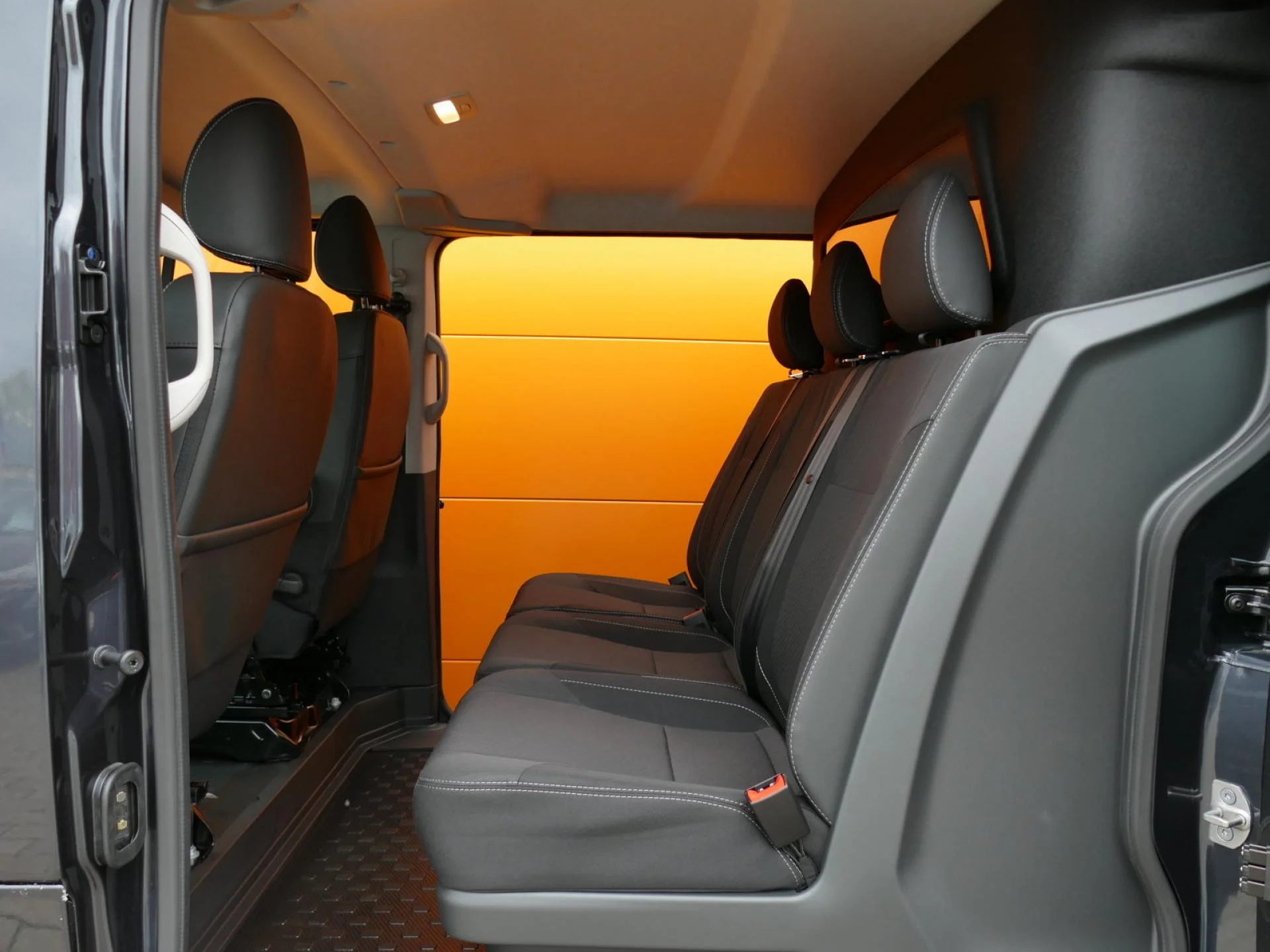 RENAULT TRAFIC - Miniature 8 sur 34 - Cliquer pour voir cette photo