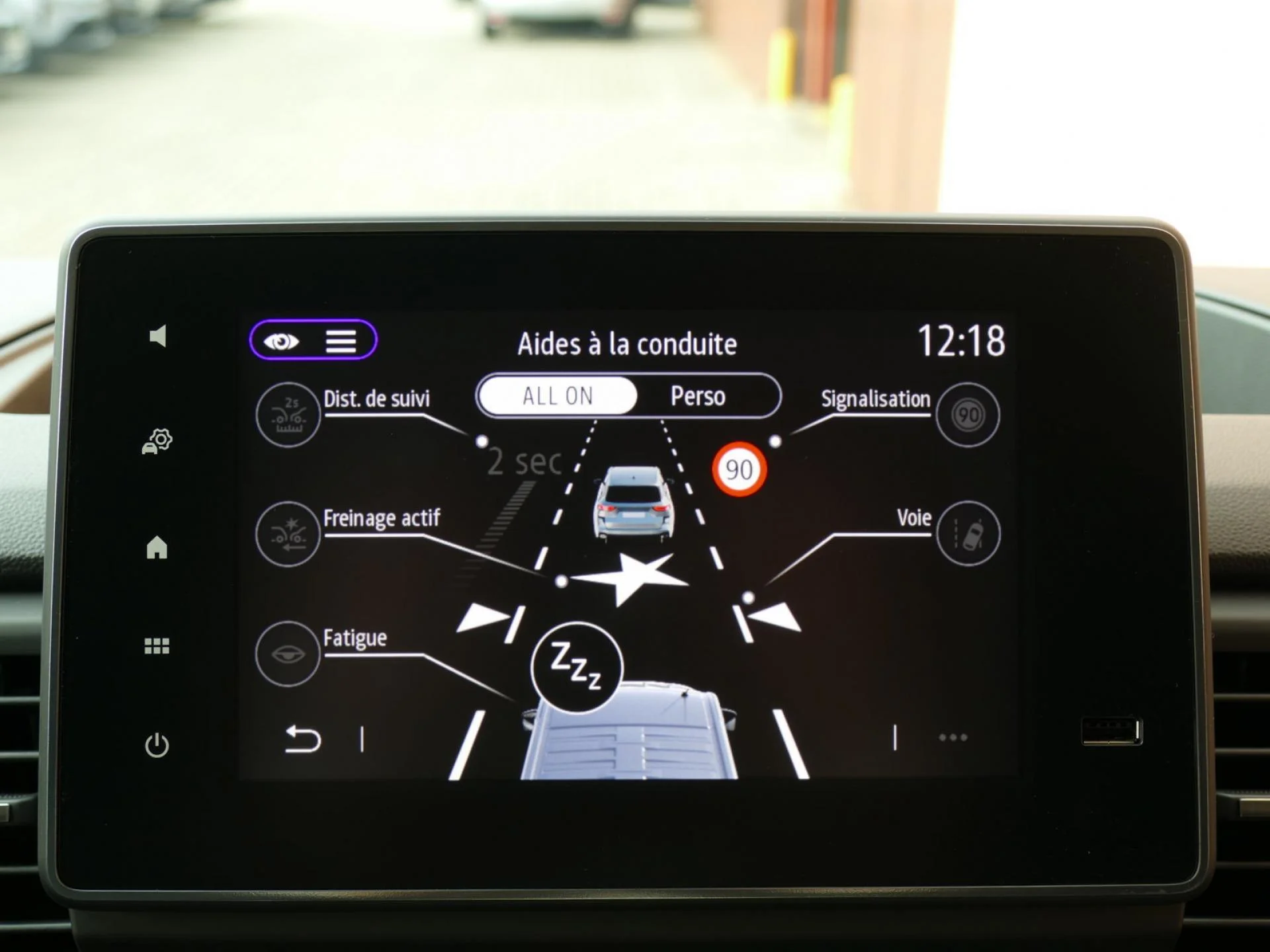 RENAULT TRAFIC - Miniature 14 sur 32 - Cliquer pour voir cette photo