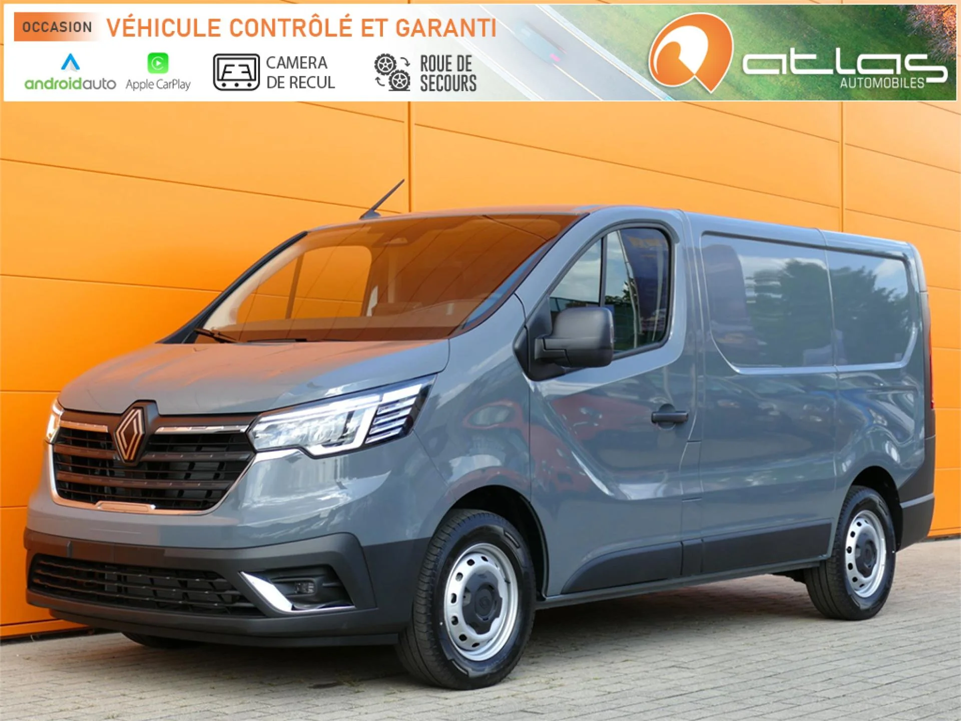 RENAULT TRAFIC - Miniature 2 sur 32 - Cliquer pour voir cette photo
