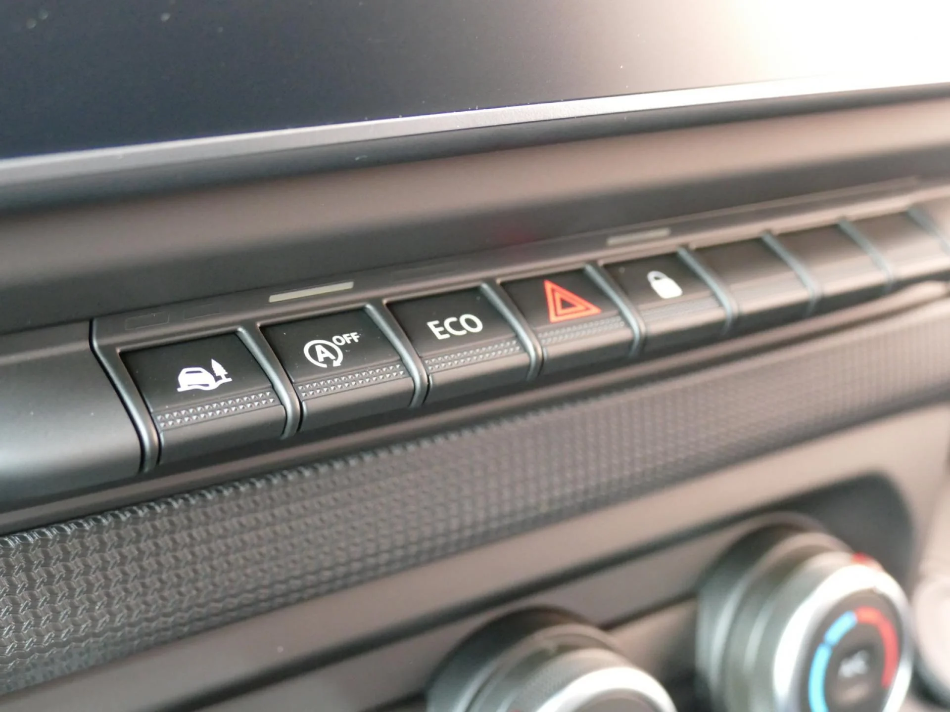 RENAULT TRAFIC - Miniature 13 sur 32 - Cliquer pour voir cette photo