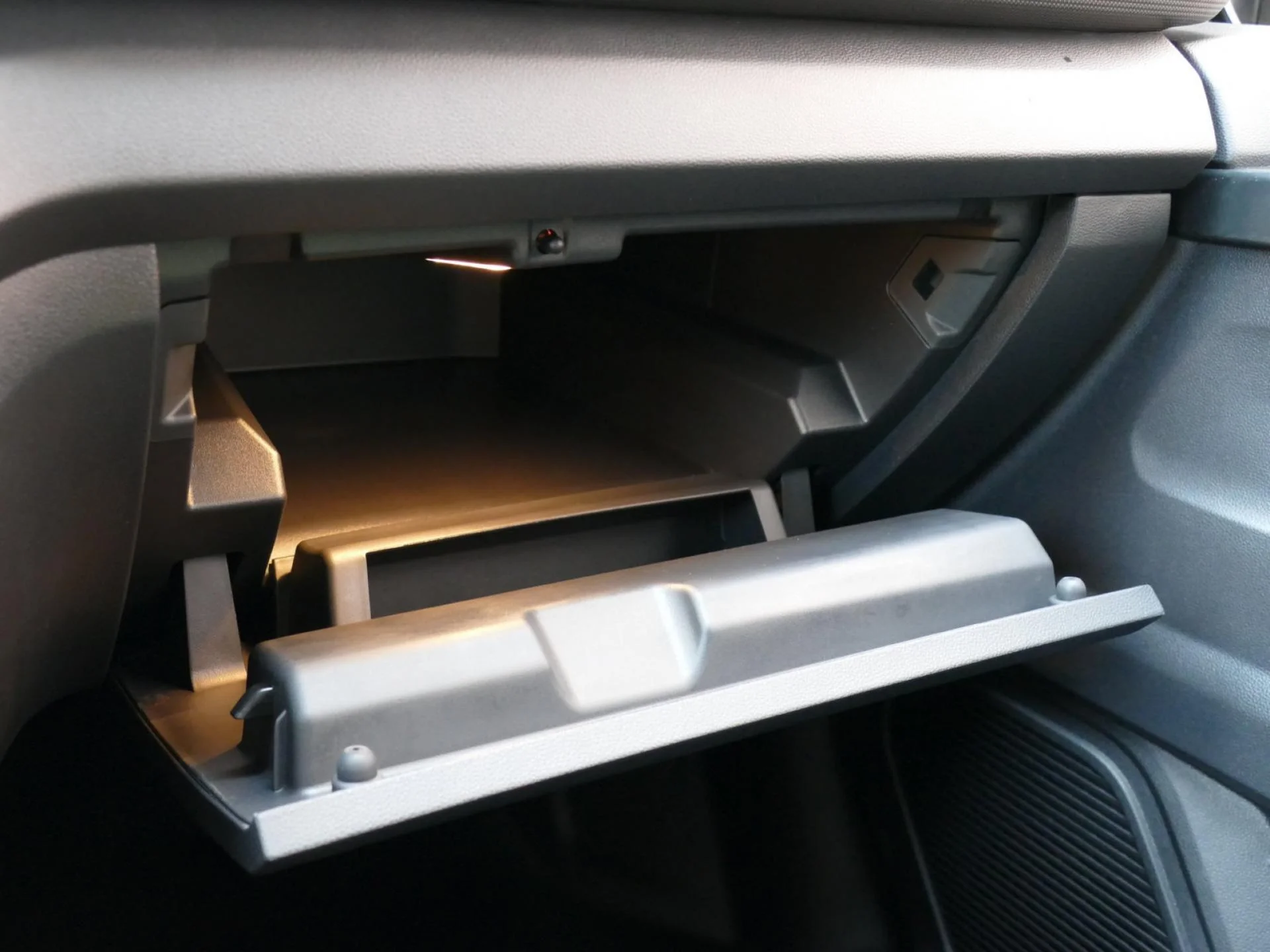 RENAULT TRAFIC - Miniature 14 sur 32 - Cliquer pour voir cette photo