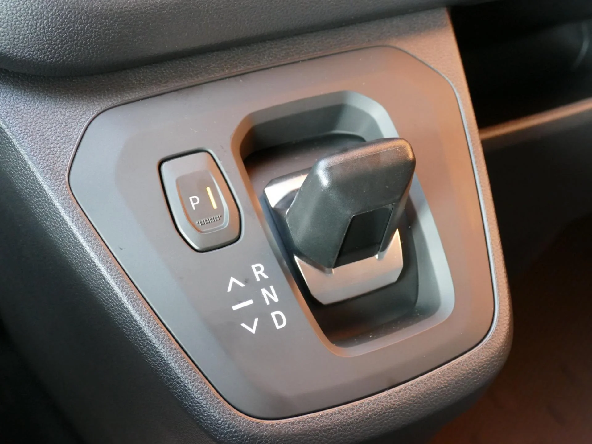RENAULT TRAFIC - Miniature 18 sur 32 - Cliquer pour voir cette photo