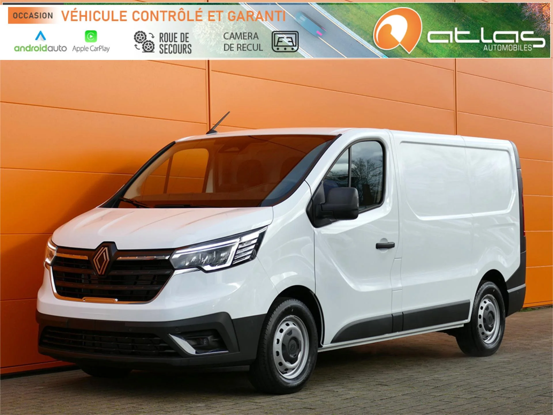 RENAULT TRAFIC - Miniature 2 sur 32 - Cliquer pour voir cette photo