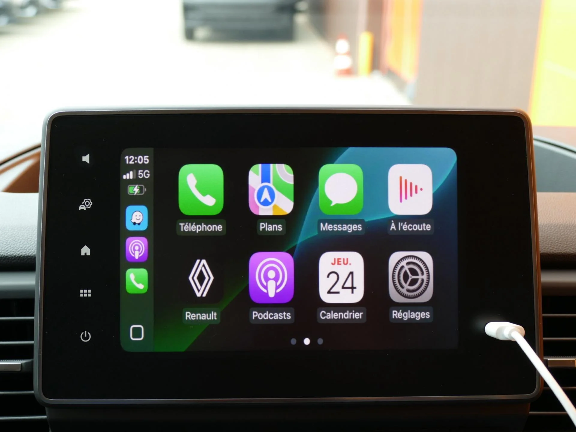 RENAULT TRAFIC - Miniature 11 sur 28 - Cliquer pour voir cette photo