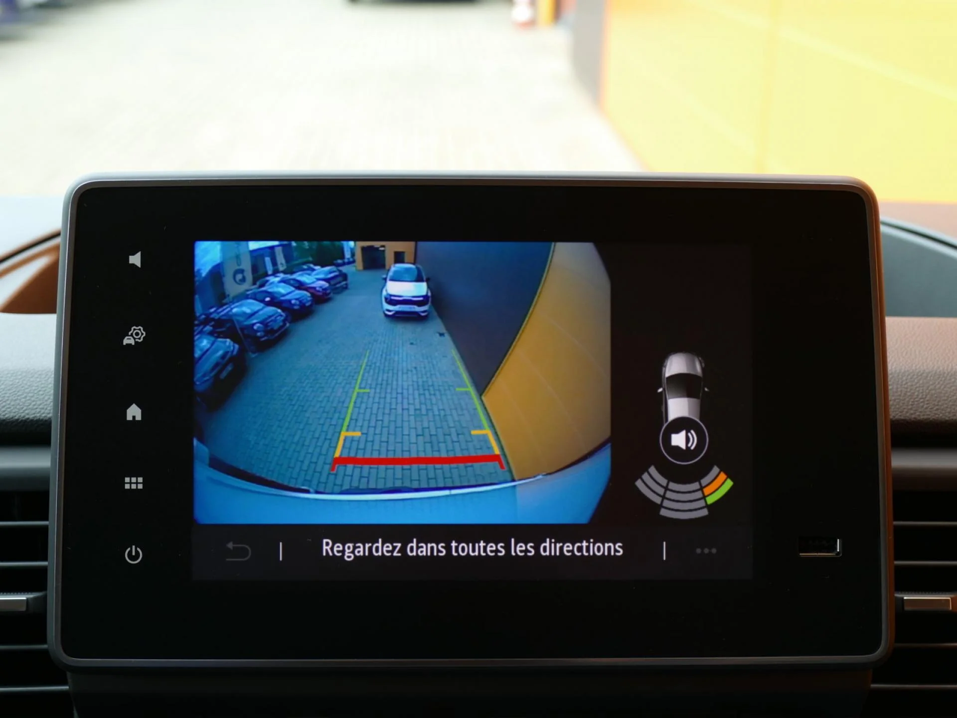 RENAULT TRAFIC - Miniature 7 sur 28 - Cliquer pour voir cette photo