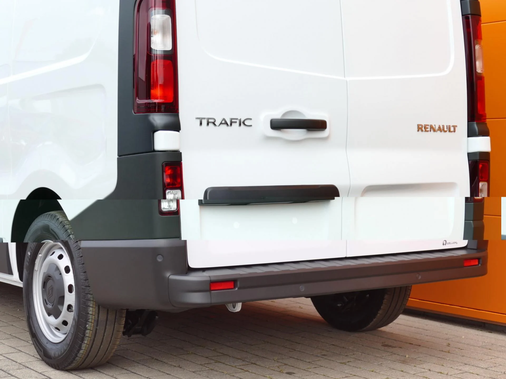 RENAULT TRAFIC - Miniature 23 sur 28 - Cliquer pour voir cette photo