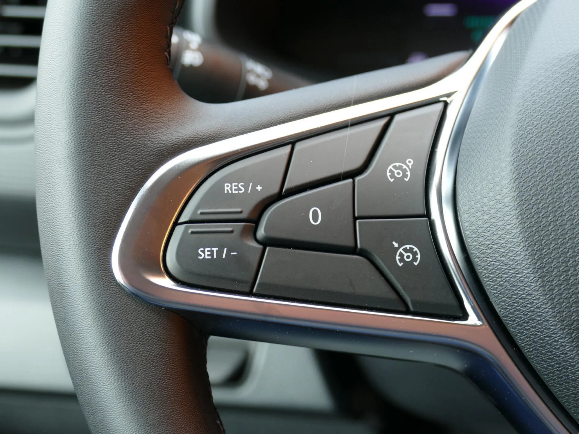 RENAULT TRAFIC - Miniature 14 sur 28 - Cliquer pour voir cette photo