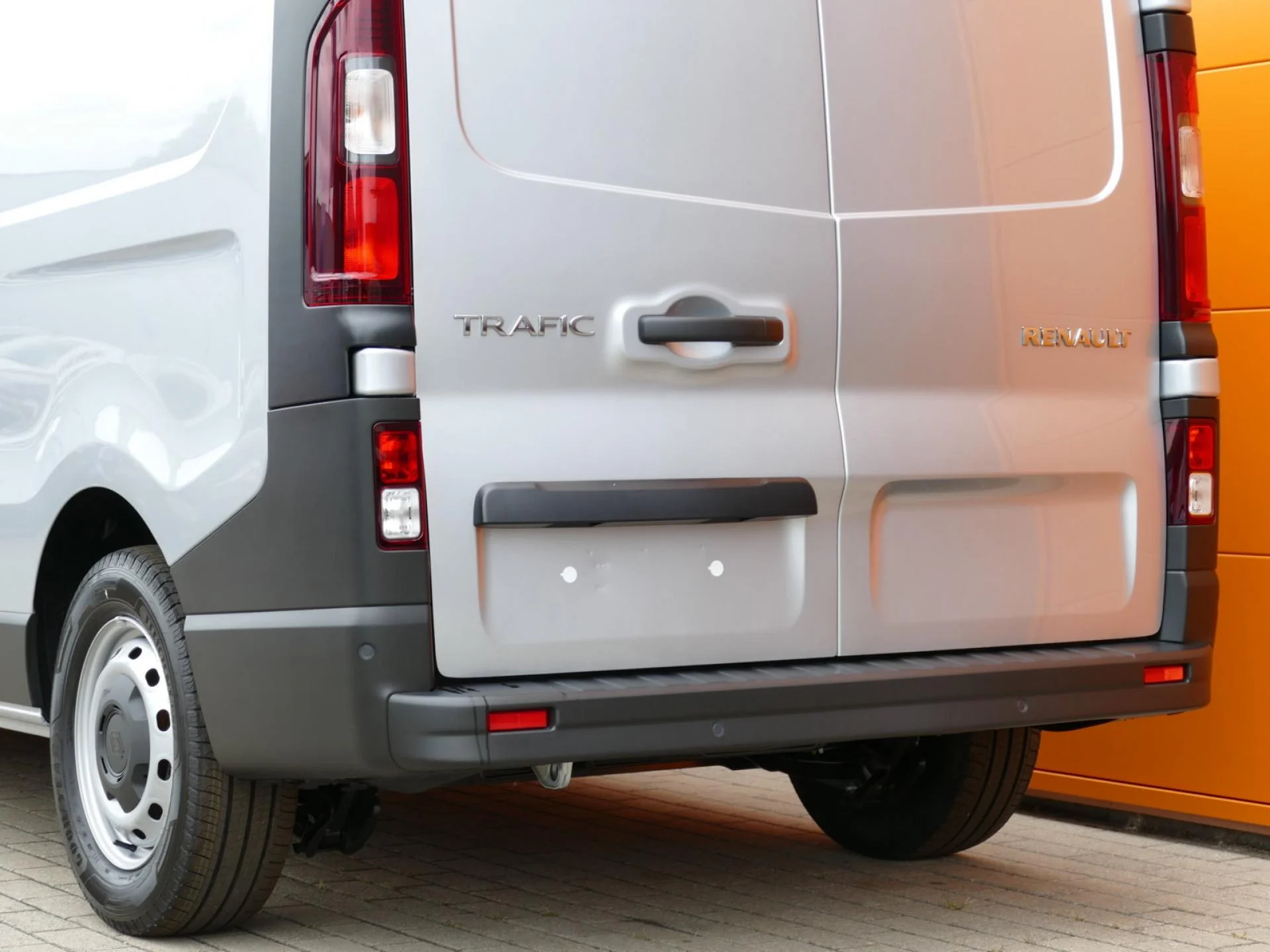 RENAULT TRAFIC - Miniature 29 sur 32 - Cliquer pour voir cette photo