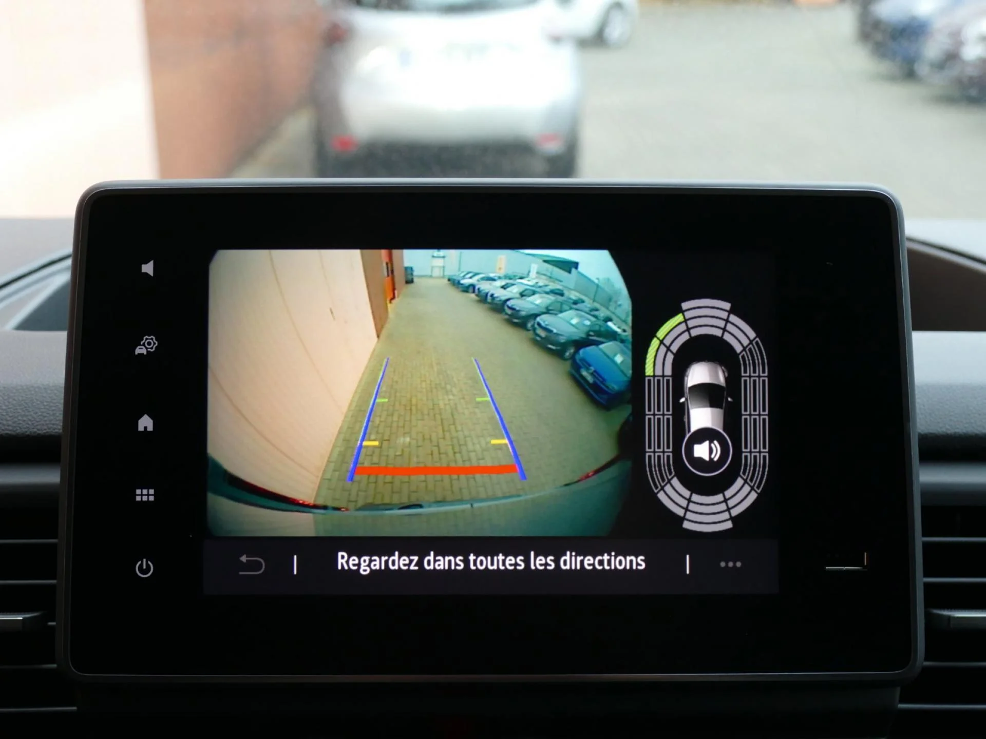 RENAULT TRAFIC - Miniature 10 sur 27 - Cliquer pour voir cette photo