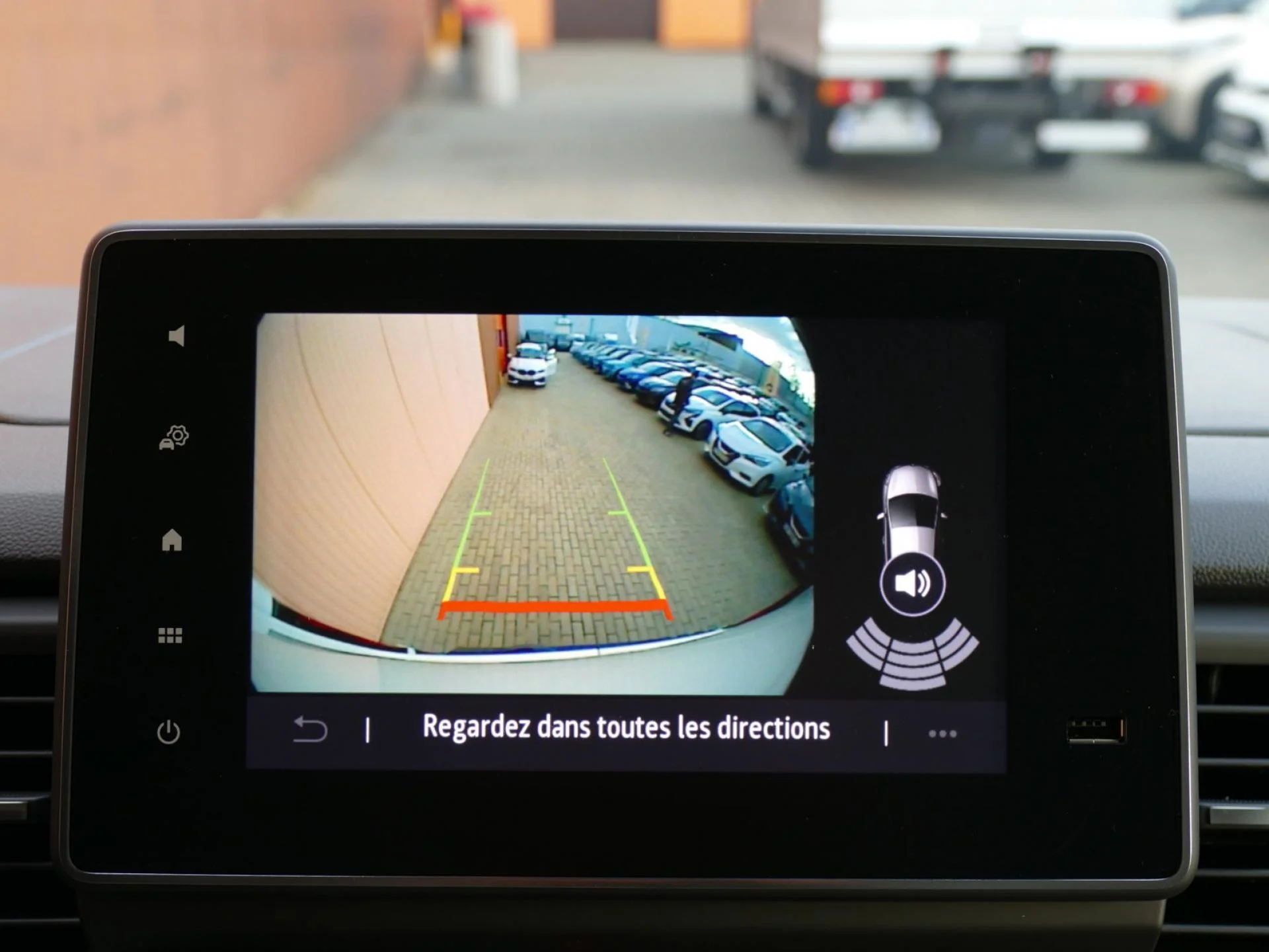 RENAULT TRAFIC - Miniature 10 sur 25 - Cliquer pour voir cette photo