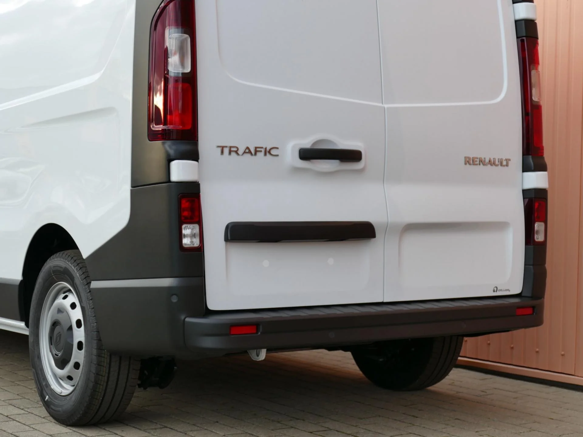 RENAULT TRAFIC - Miniature 21 sur 25 - Cliquer pour voir cette photo