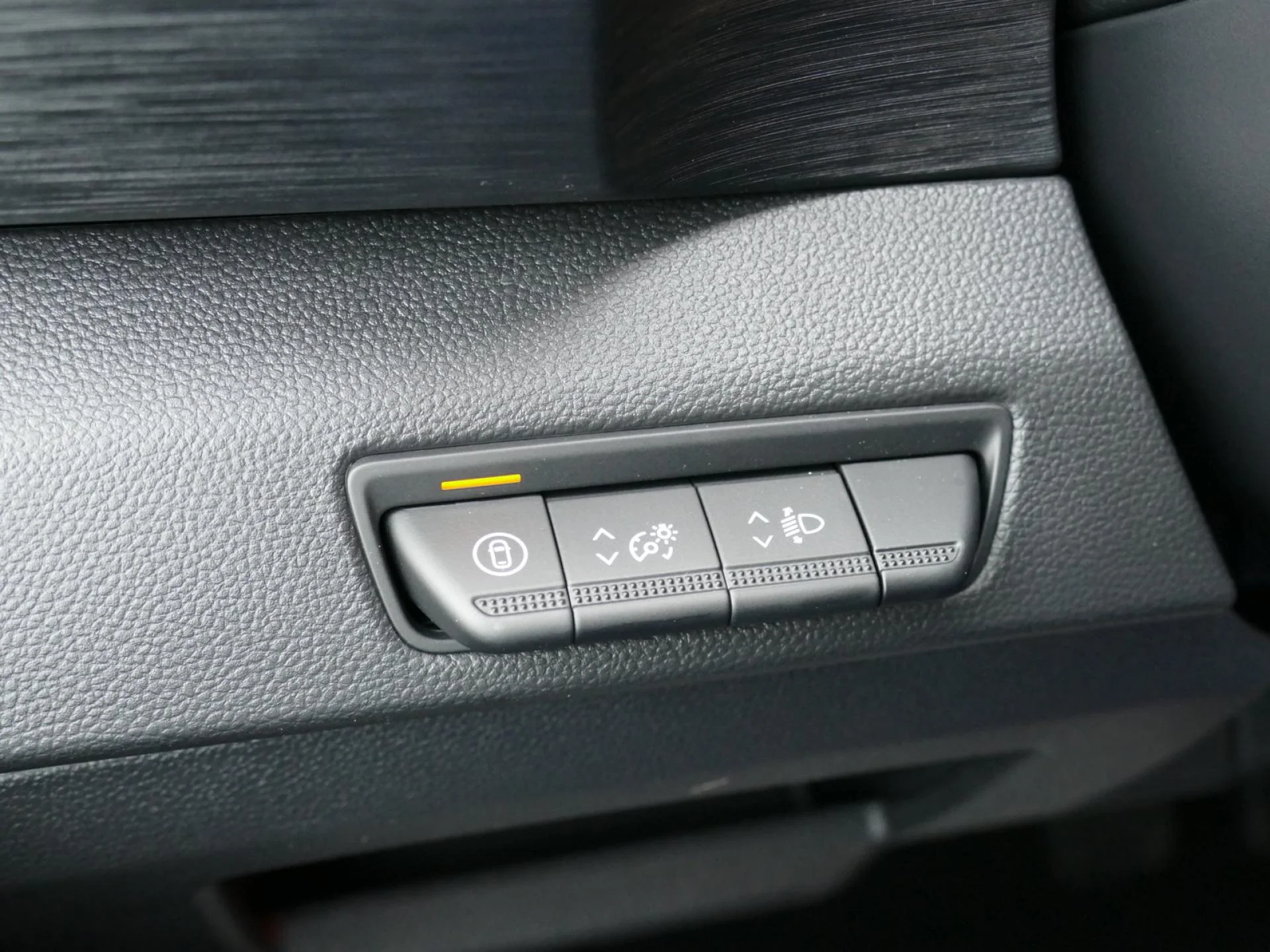 RENAULT TRAFIC - Miniature 19 sur 29 - Cliquer pour voir cette photo