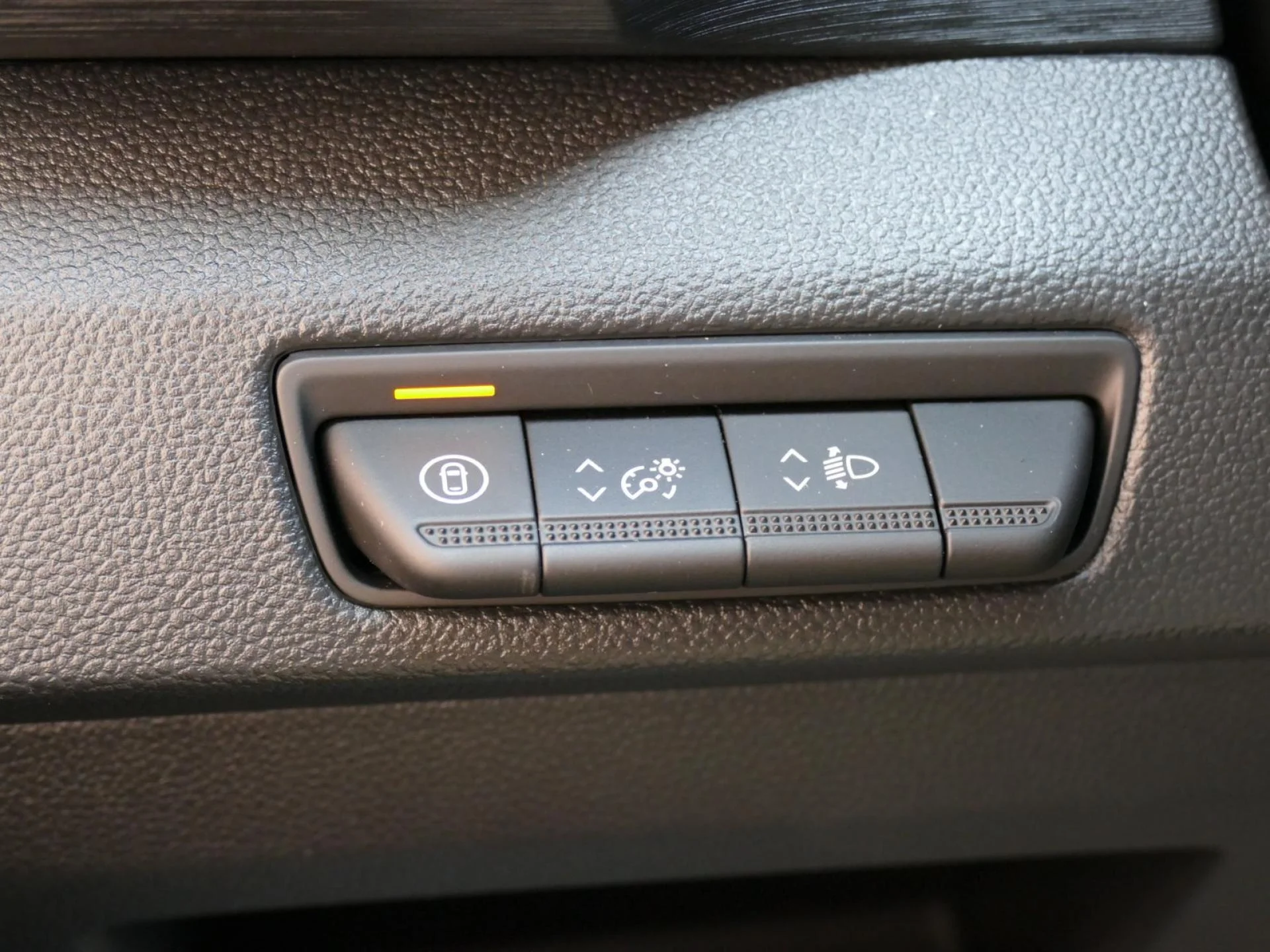 RENAULT TRAFIC - Miniature 16 sur 25 - Cliquer pour voir cette photo