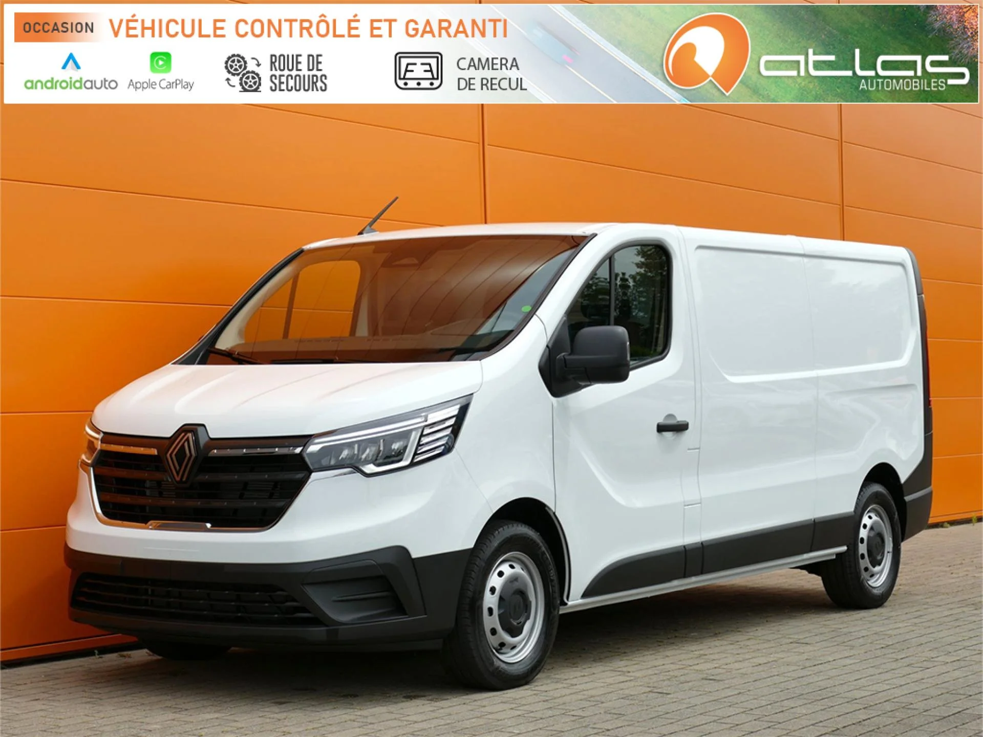 RENAULT TRAFIC - Miniature 2 sur 32 - Cliquer pour voir cette photo