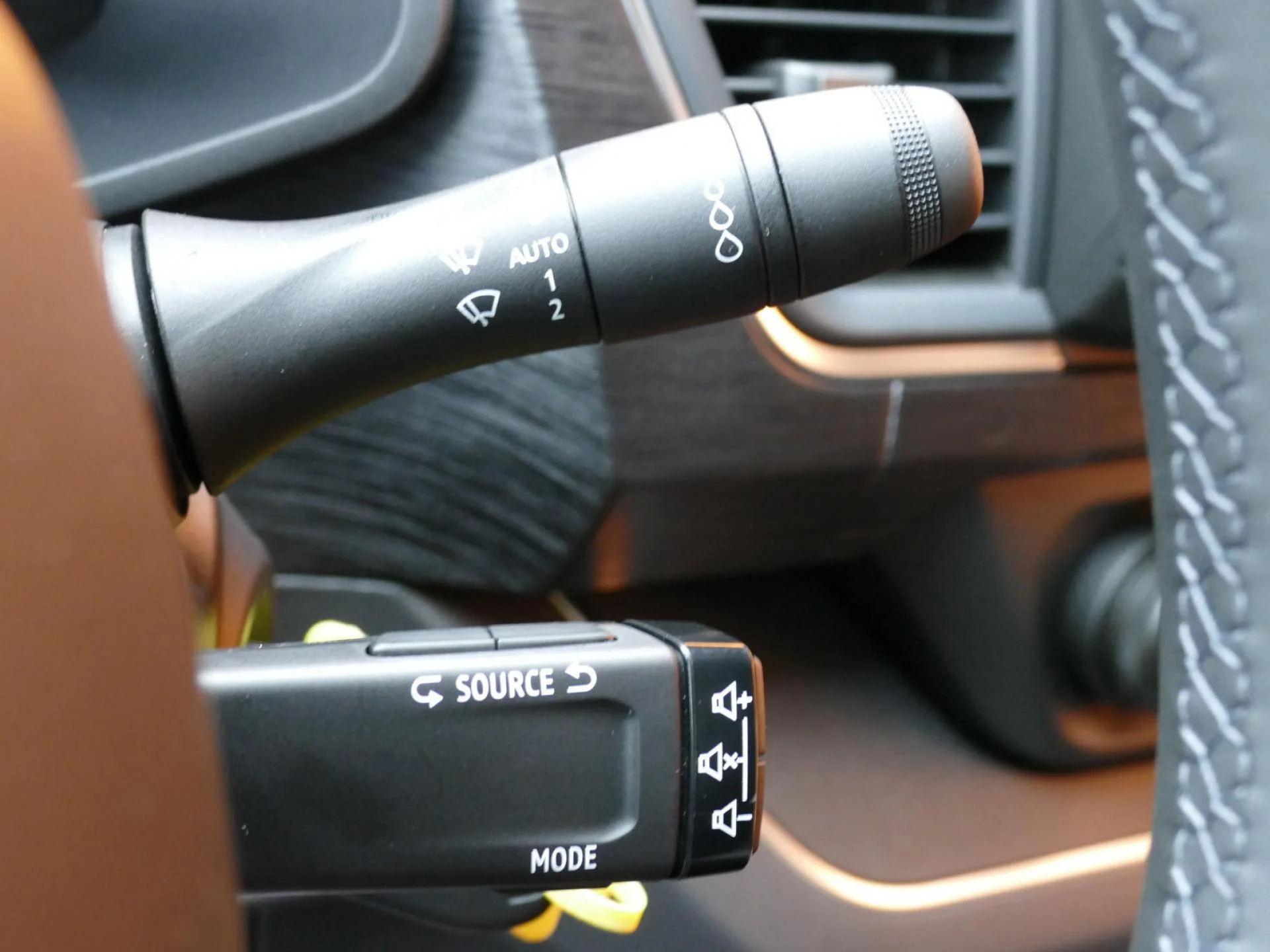 RENAULT TRAFIC - Miniature 26 sur 33 - Cliquer pour voir cette photo