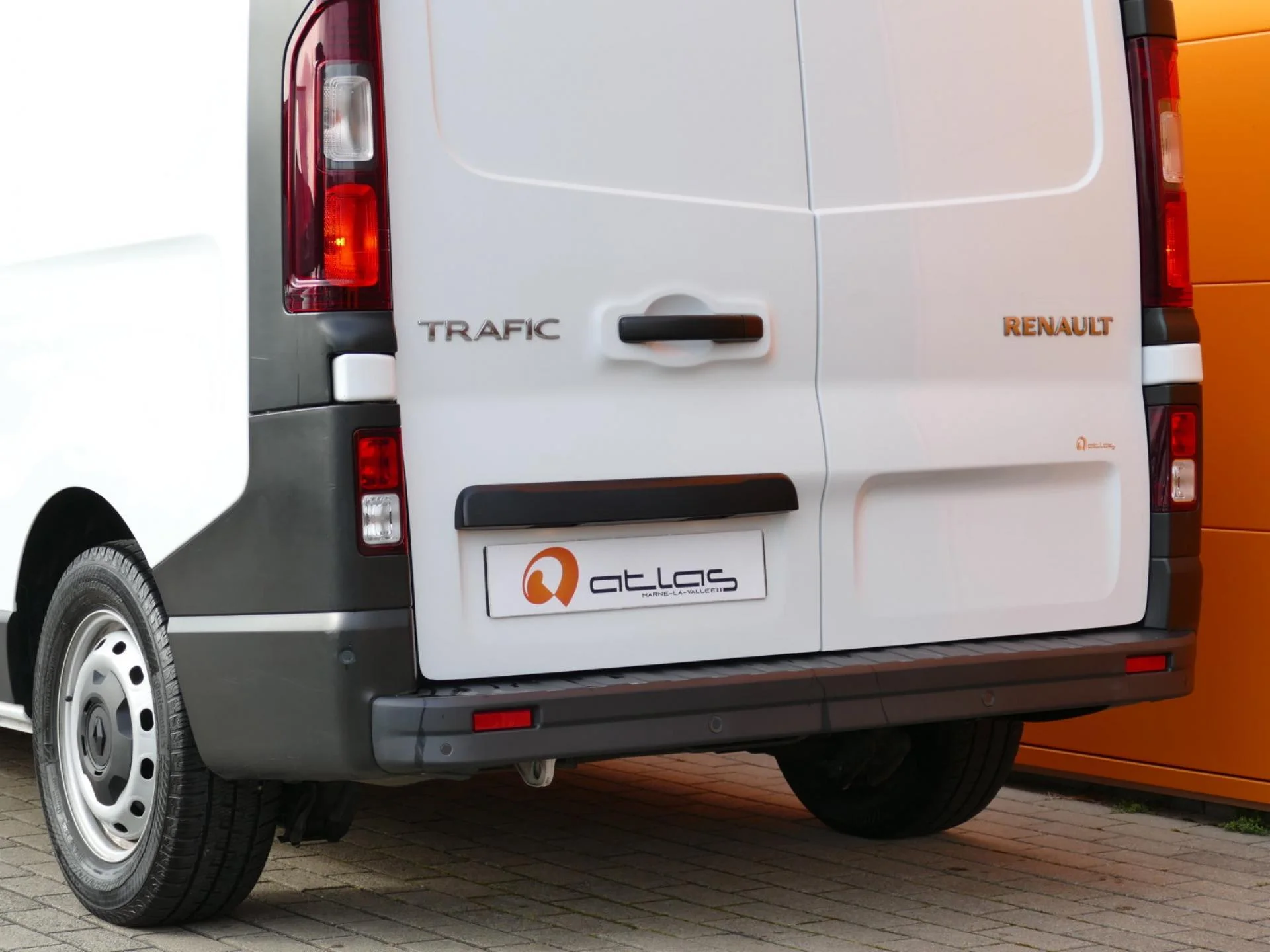 RENAULT TRAFIC - Miniature 29 sur 32 - Cliquer pour voir cette photo