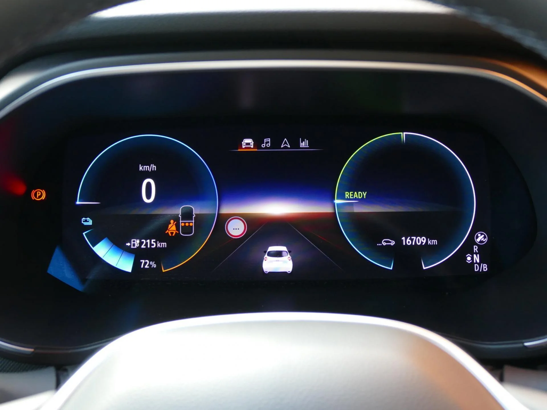 RENAULT ZOE - Miniature 18 sur 29 - Cliquer pour voir cette photo