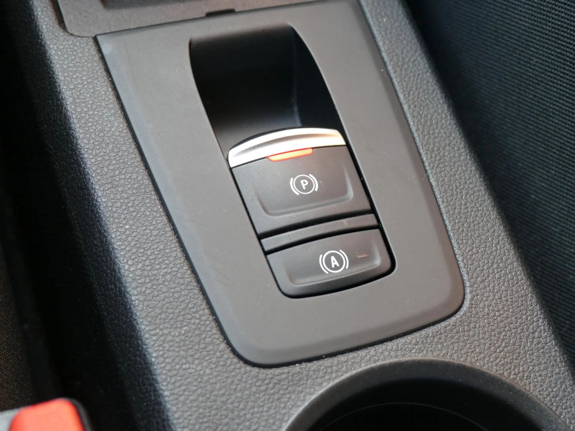 RENAULT ZOE - Miniature 23 sur 29 - Cliquer pour voir cette photo