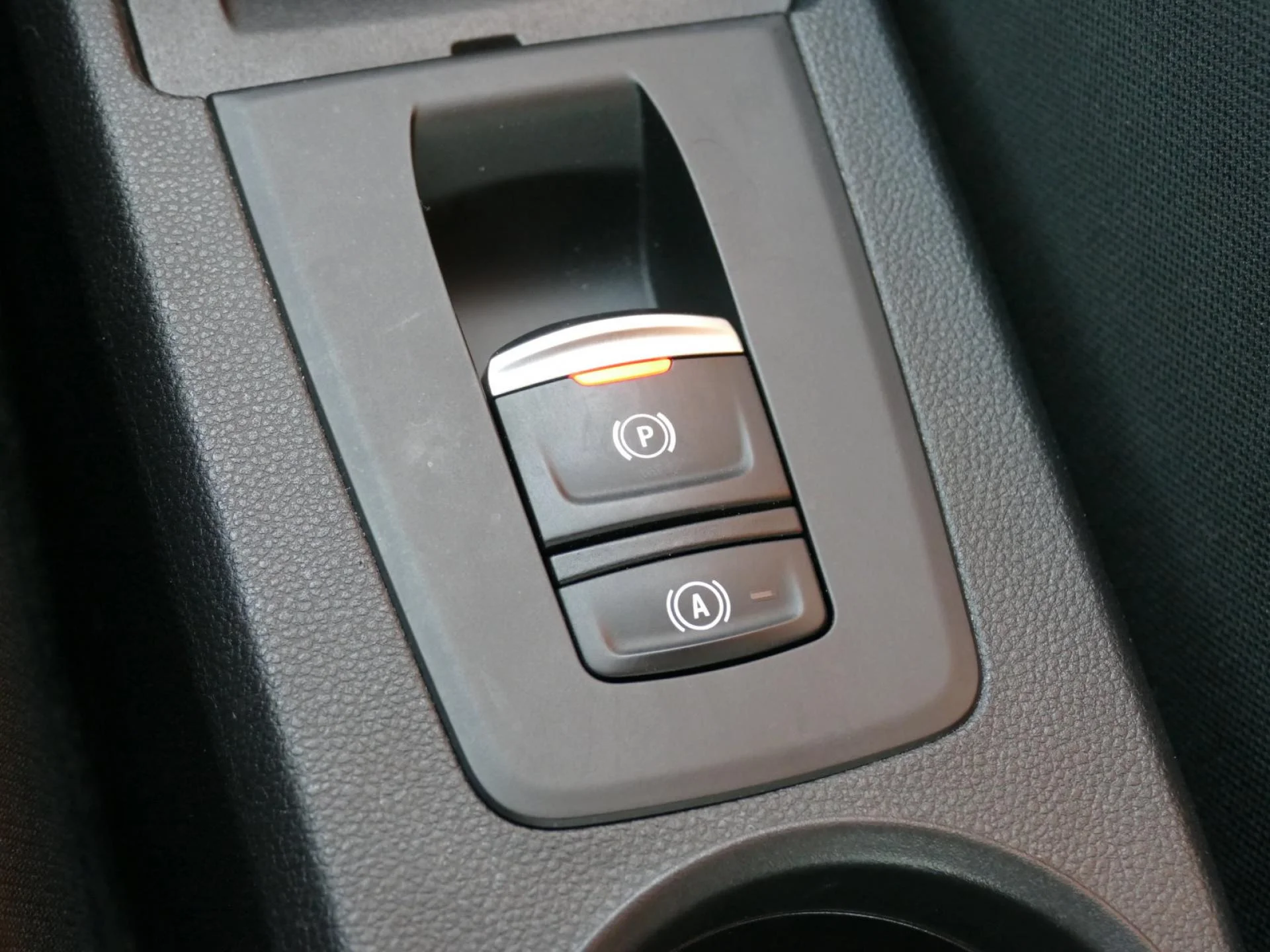 RENAULT ZOE - Miniature 22 sur 32 - Cliquer pour voir cette photo