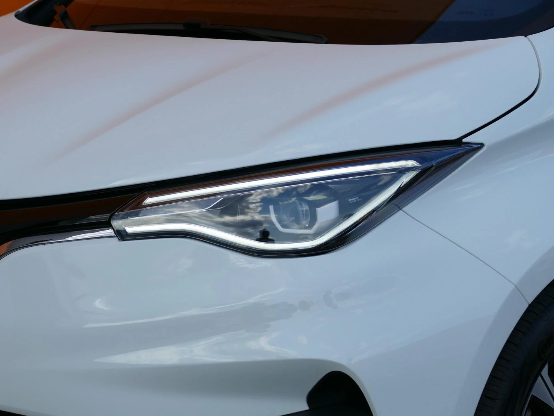 RENAULT ZOE - Miniature 27 sur 32 - Cliquer pour voir cette photo